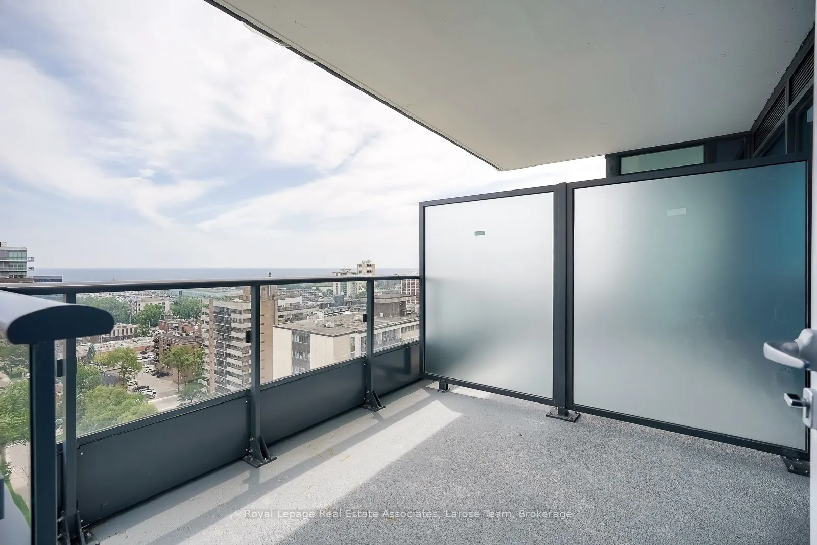28 Ann Street, #1307