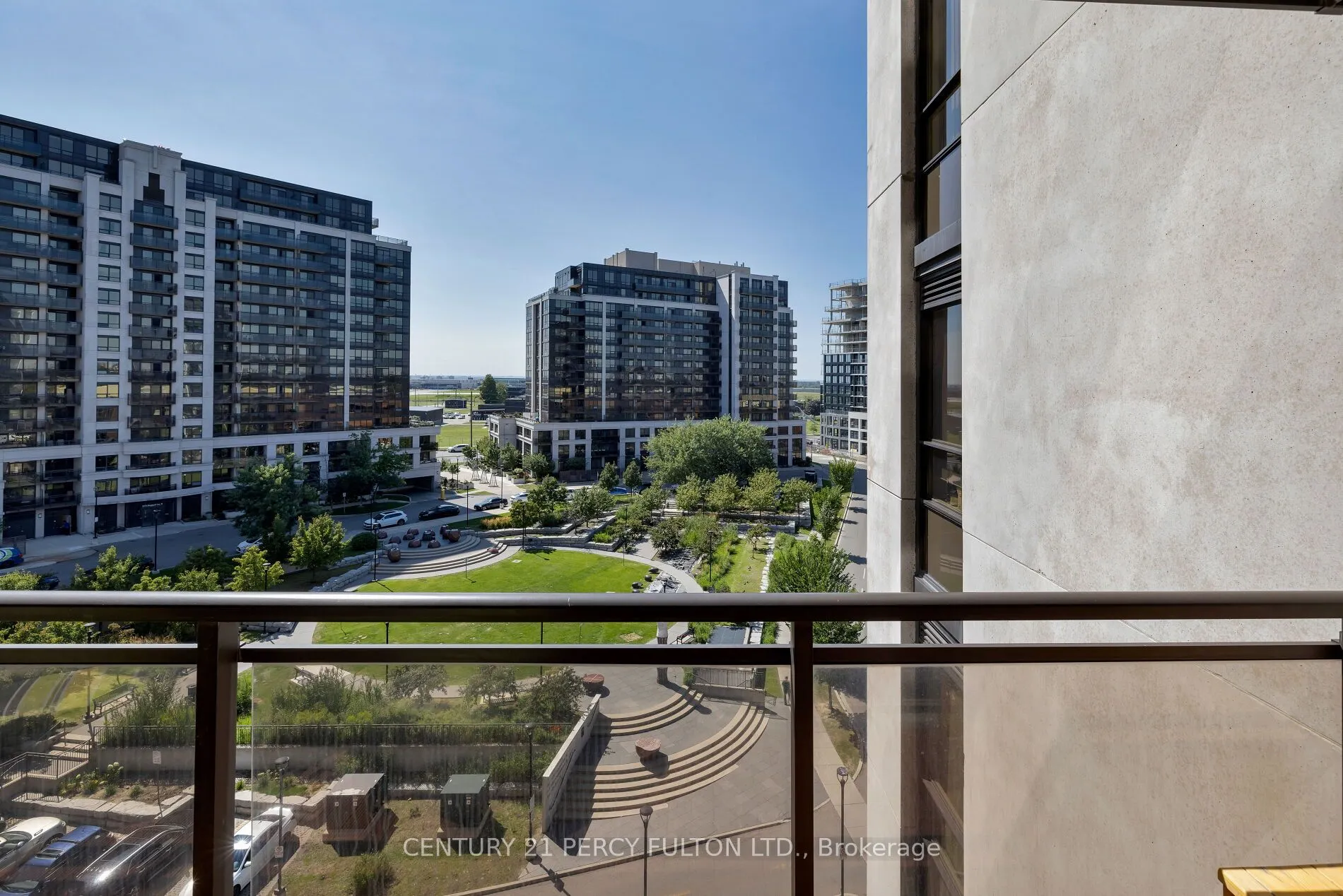 1 De Boers Drive, #801