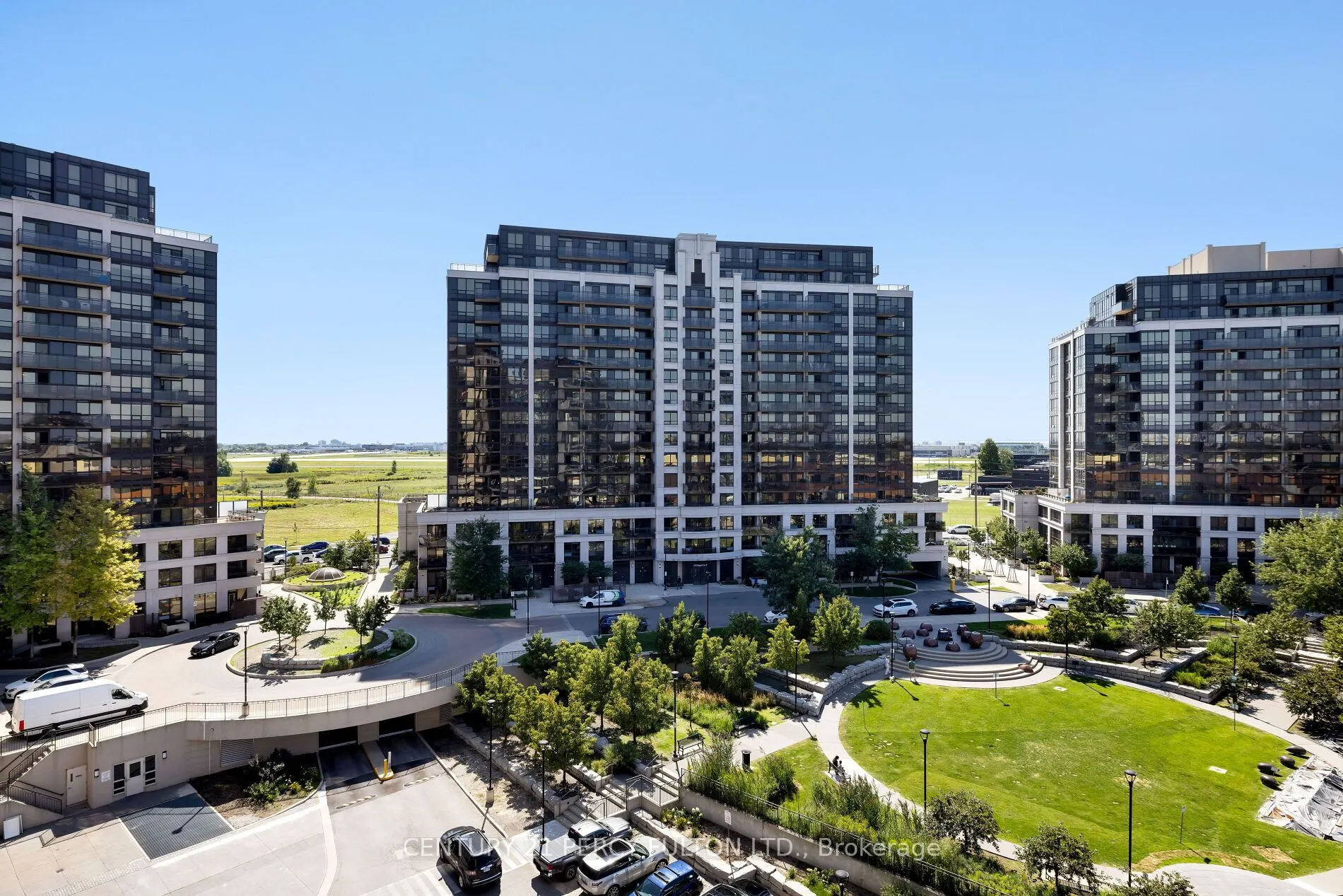 1 De Boers Drive, #801