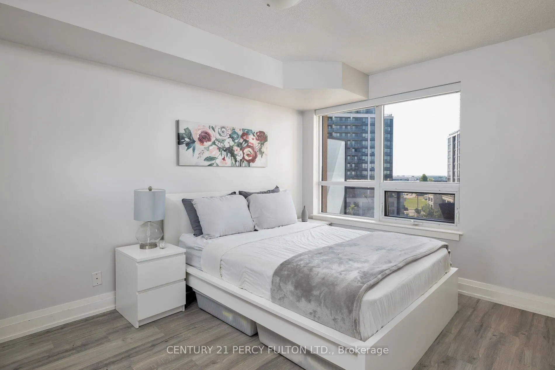 1 De Boers Drive, #801