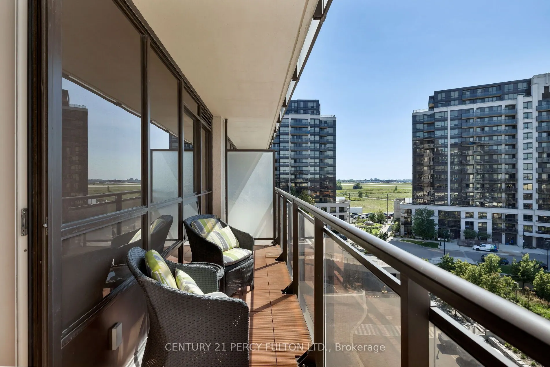 1 De Boers Drive, #801