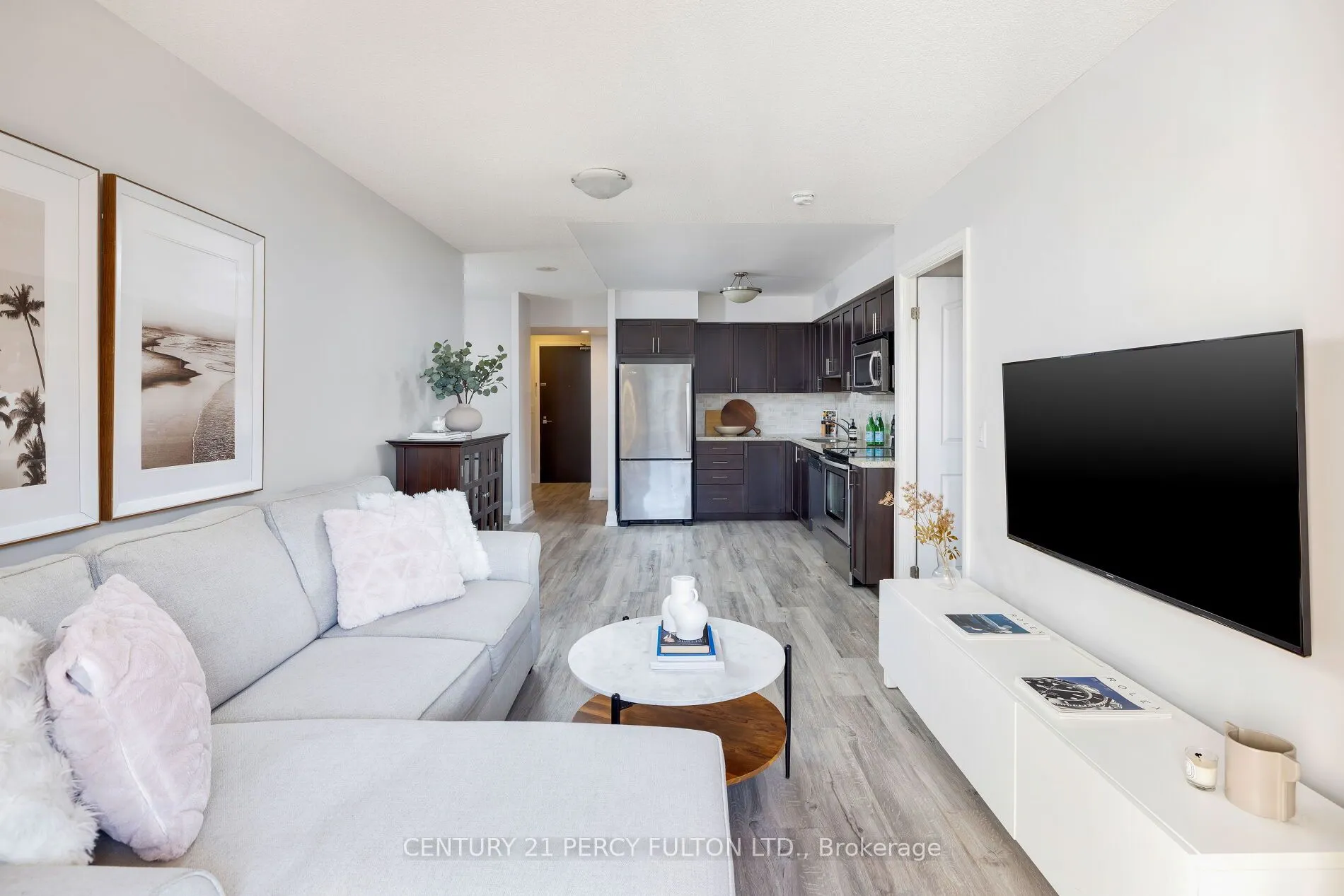 1 De Boers Drive, #801