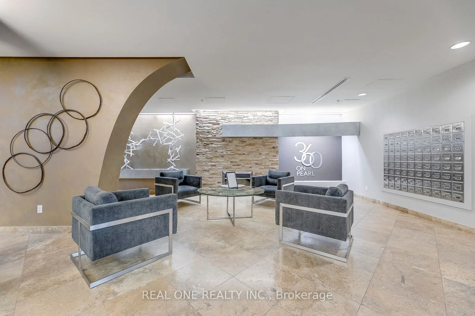 360 Pearl Street, #1205