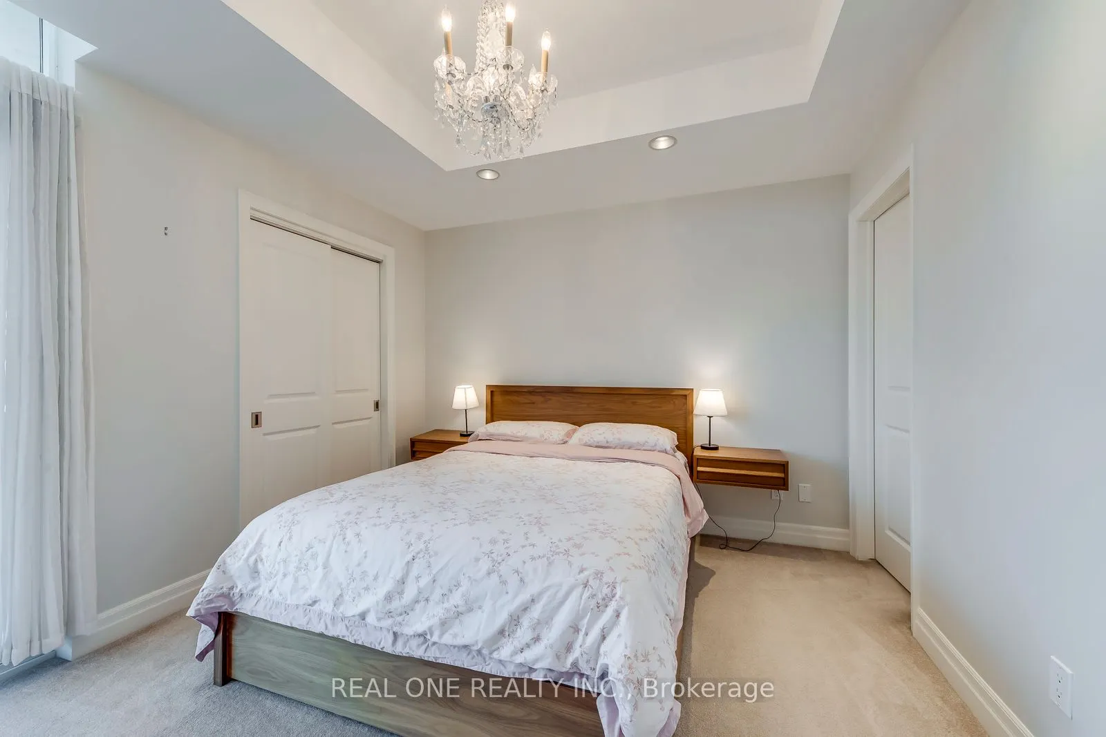 360 Pearl Street, #1205