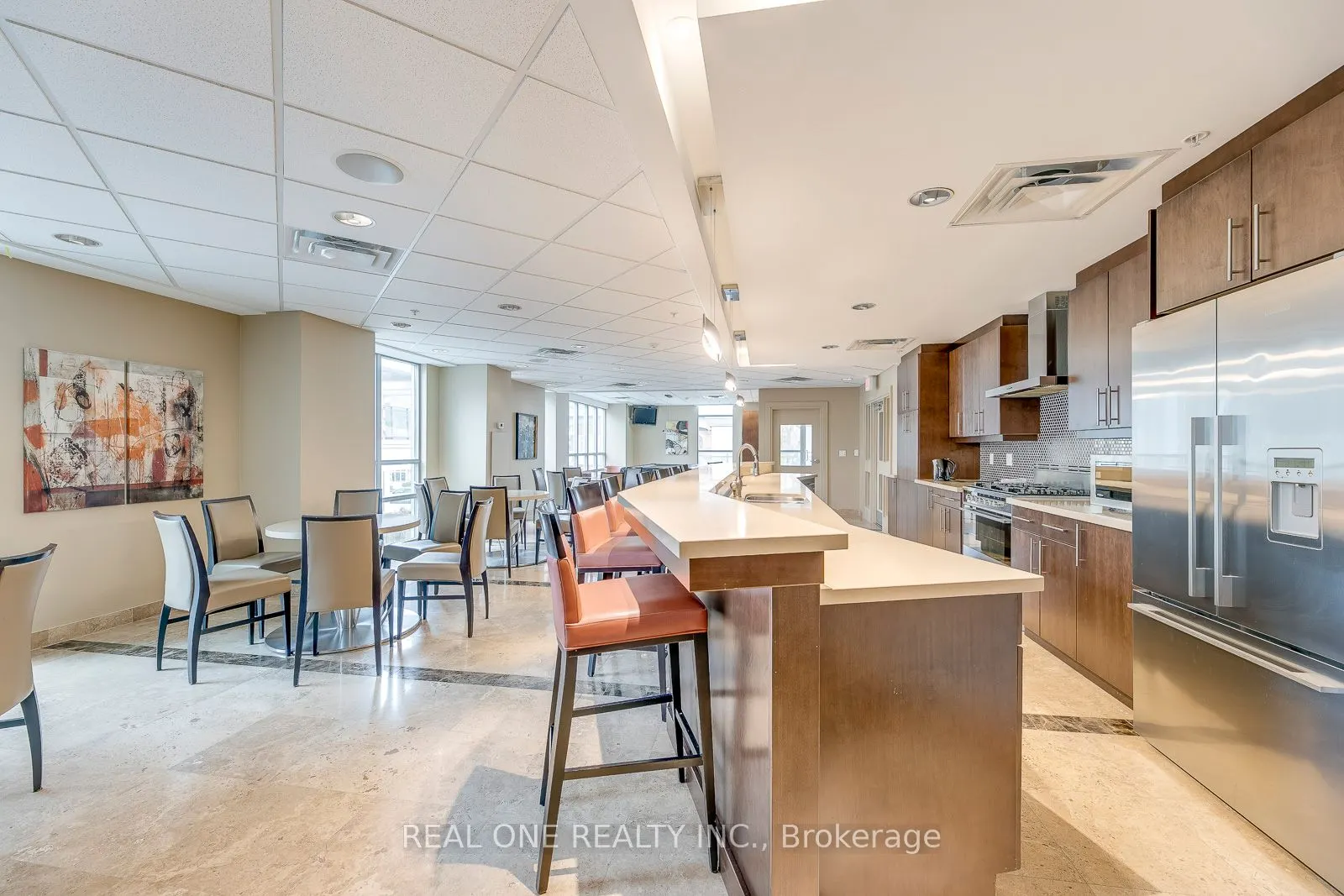 360 Pearl Street, #1205