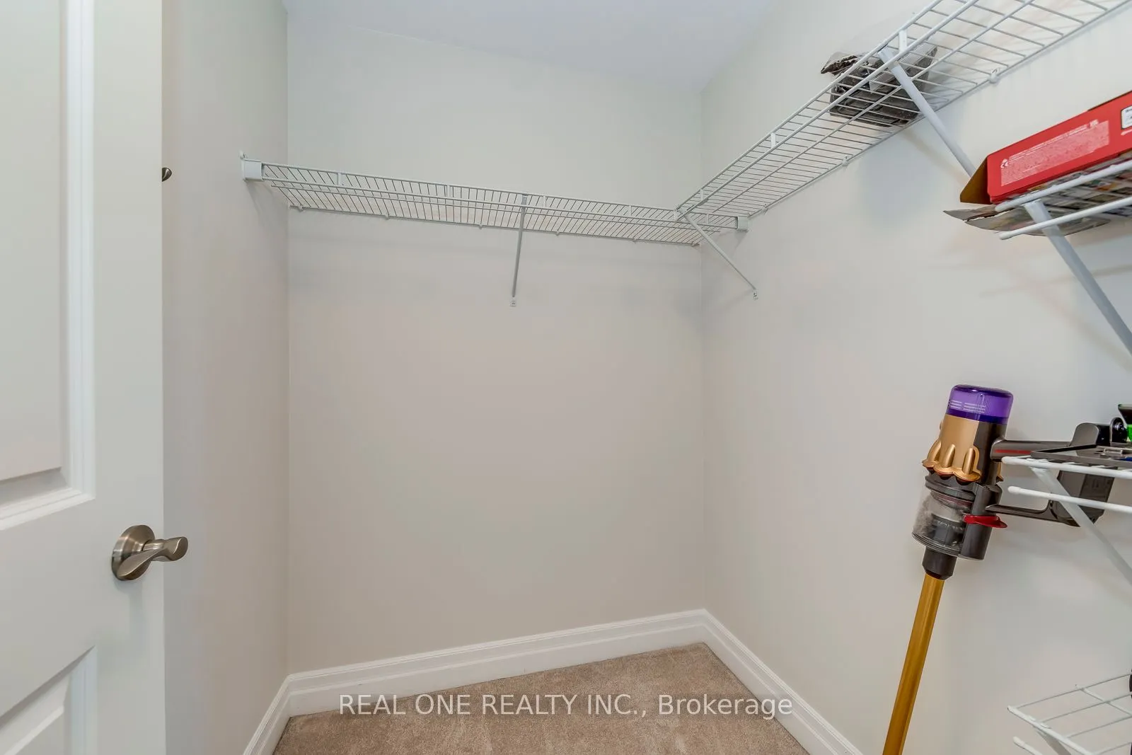 360 Pearl Street, #1205