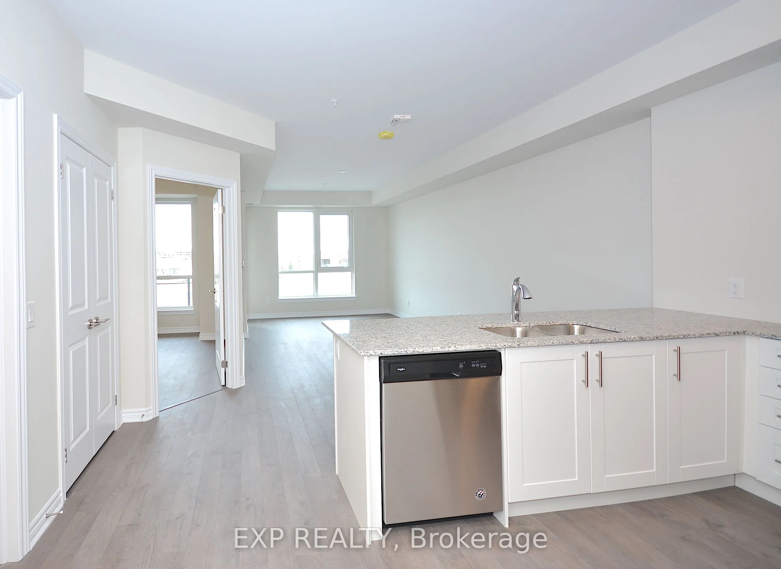 150 Oak Park Boulevard, #316