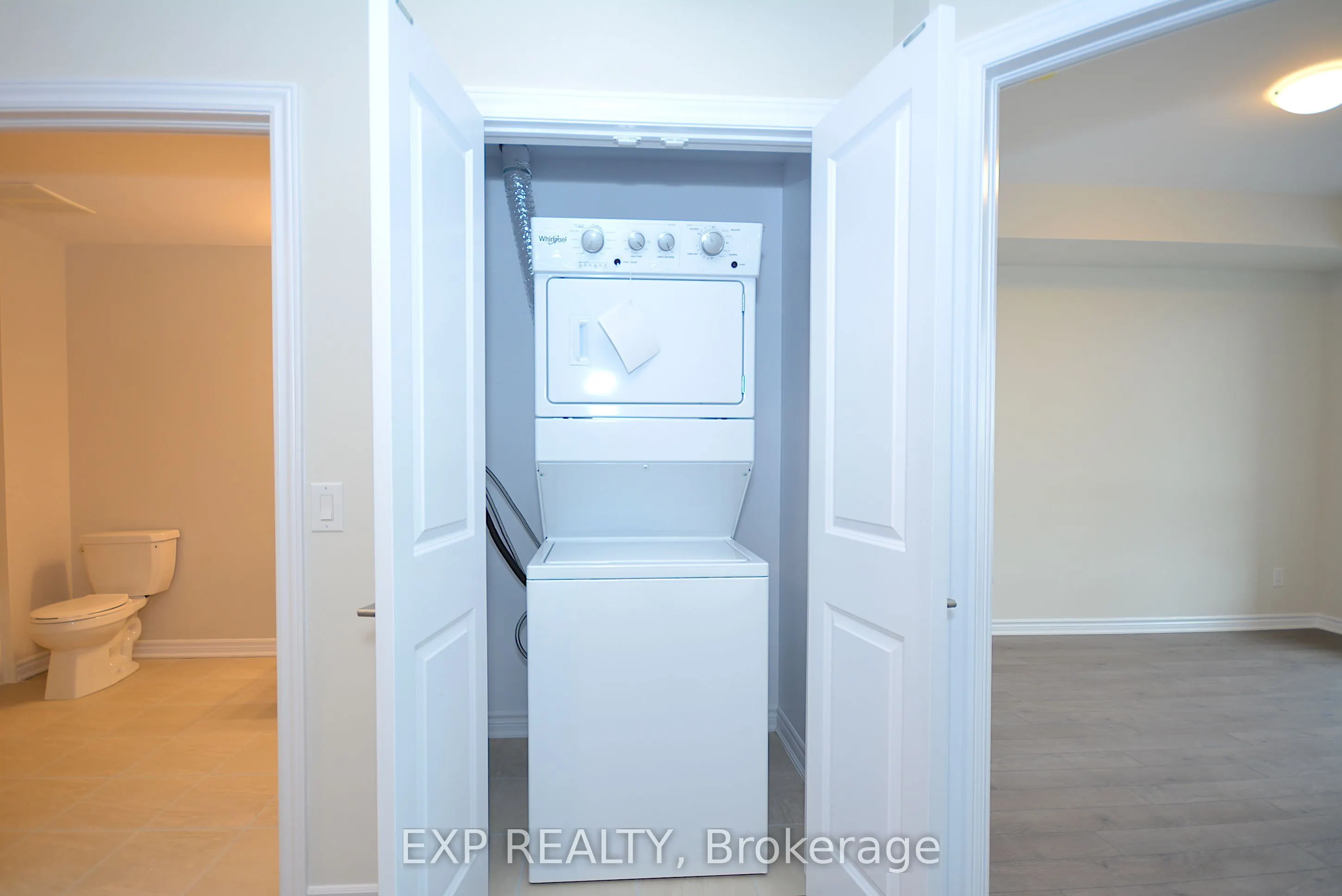 150 Oak Park Boulevard, #316
