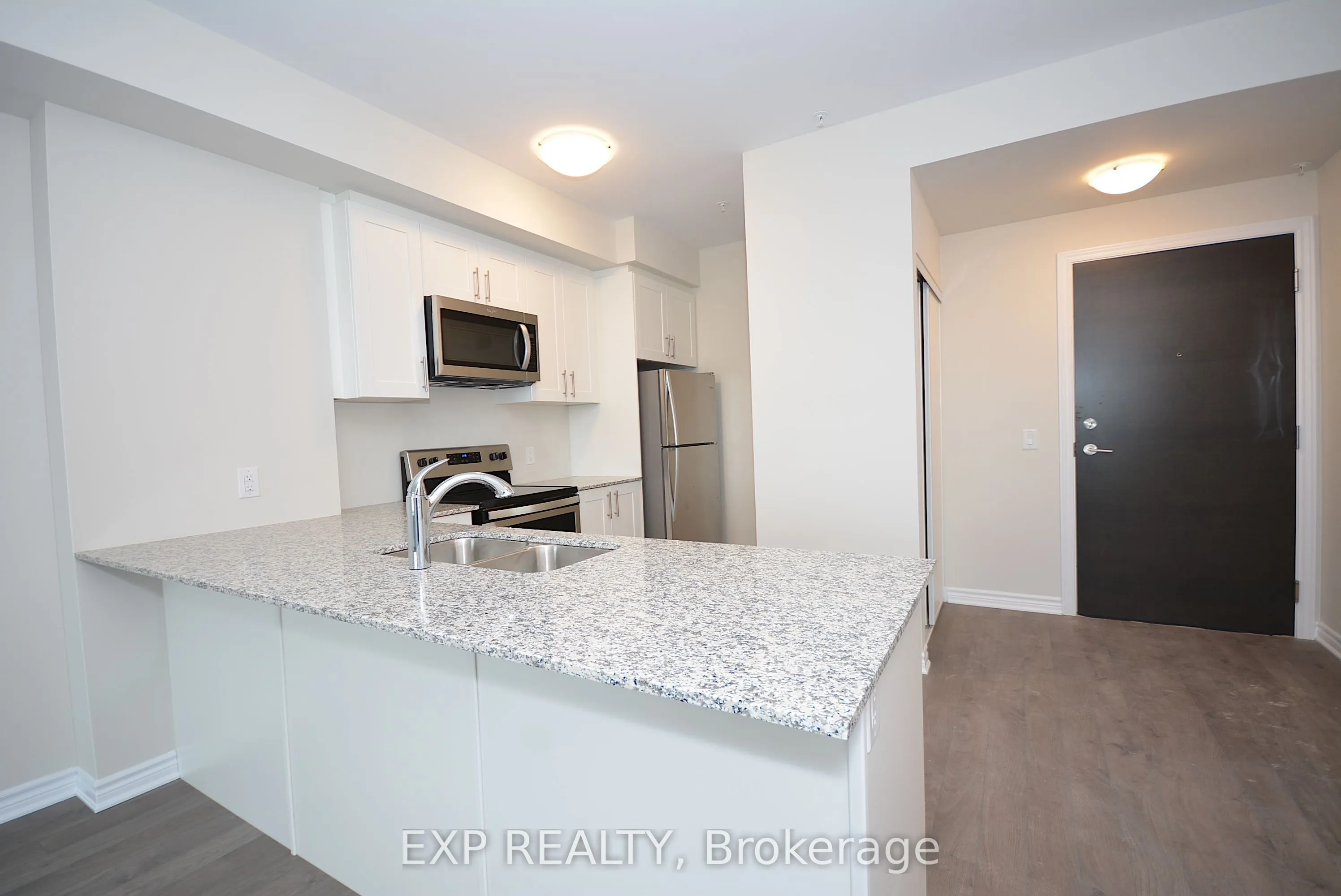 150 Oak Park Boulevard, #316