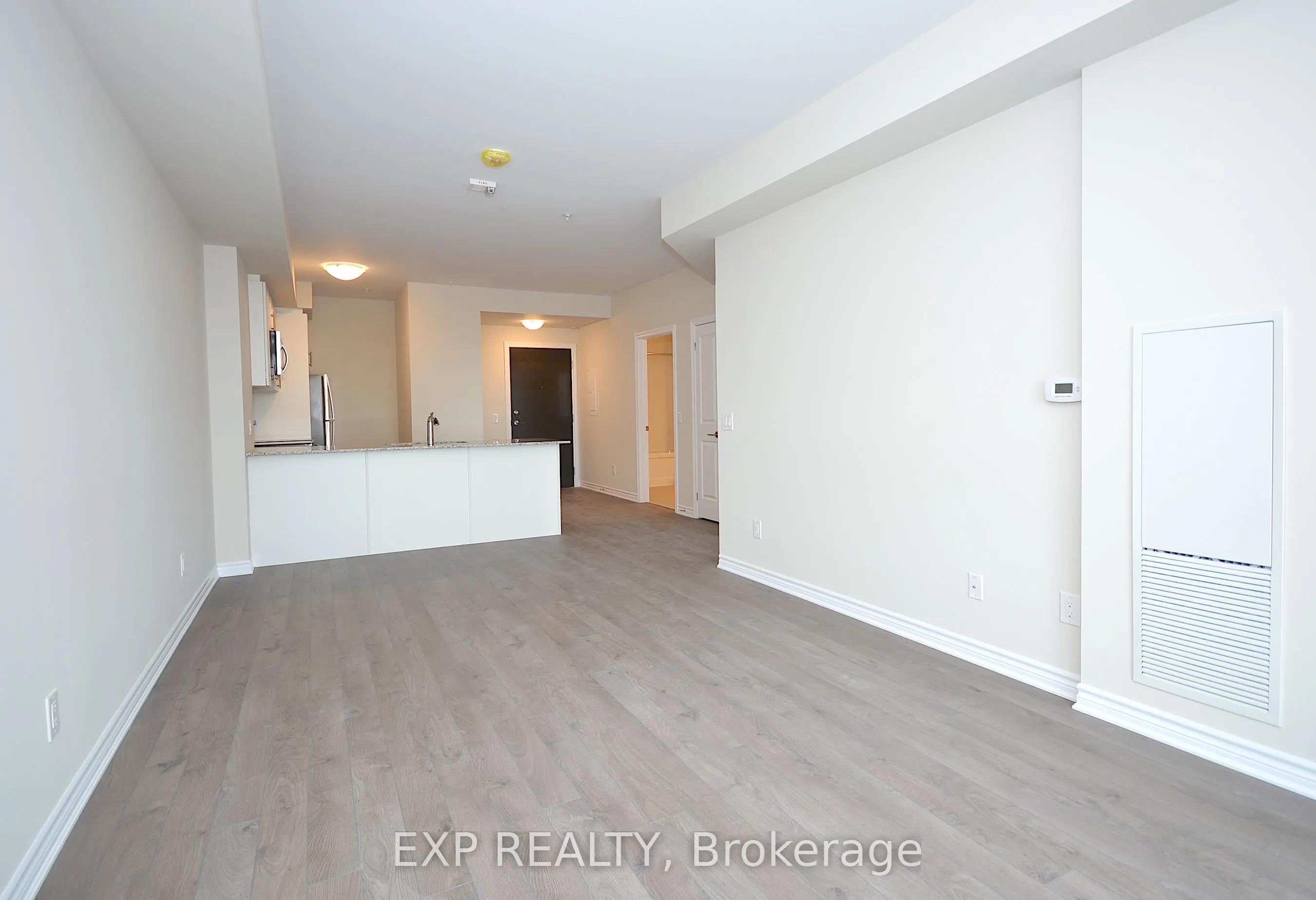 150 Oak Park Boulevard, #316
