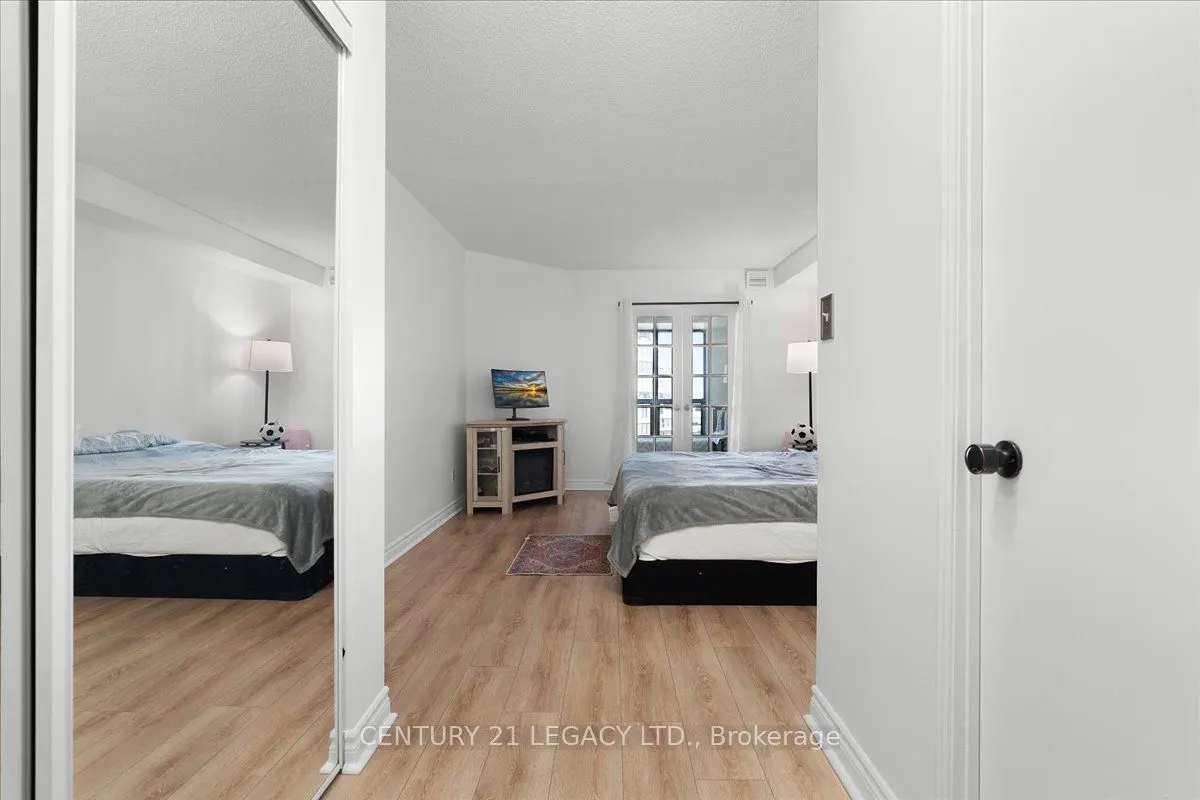 2269 Lake Shore Boulevard W, #1207