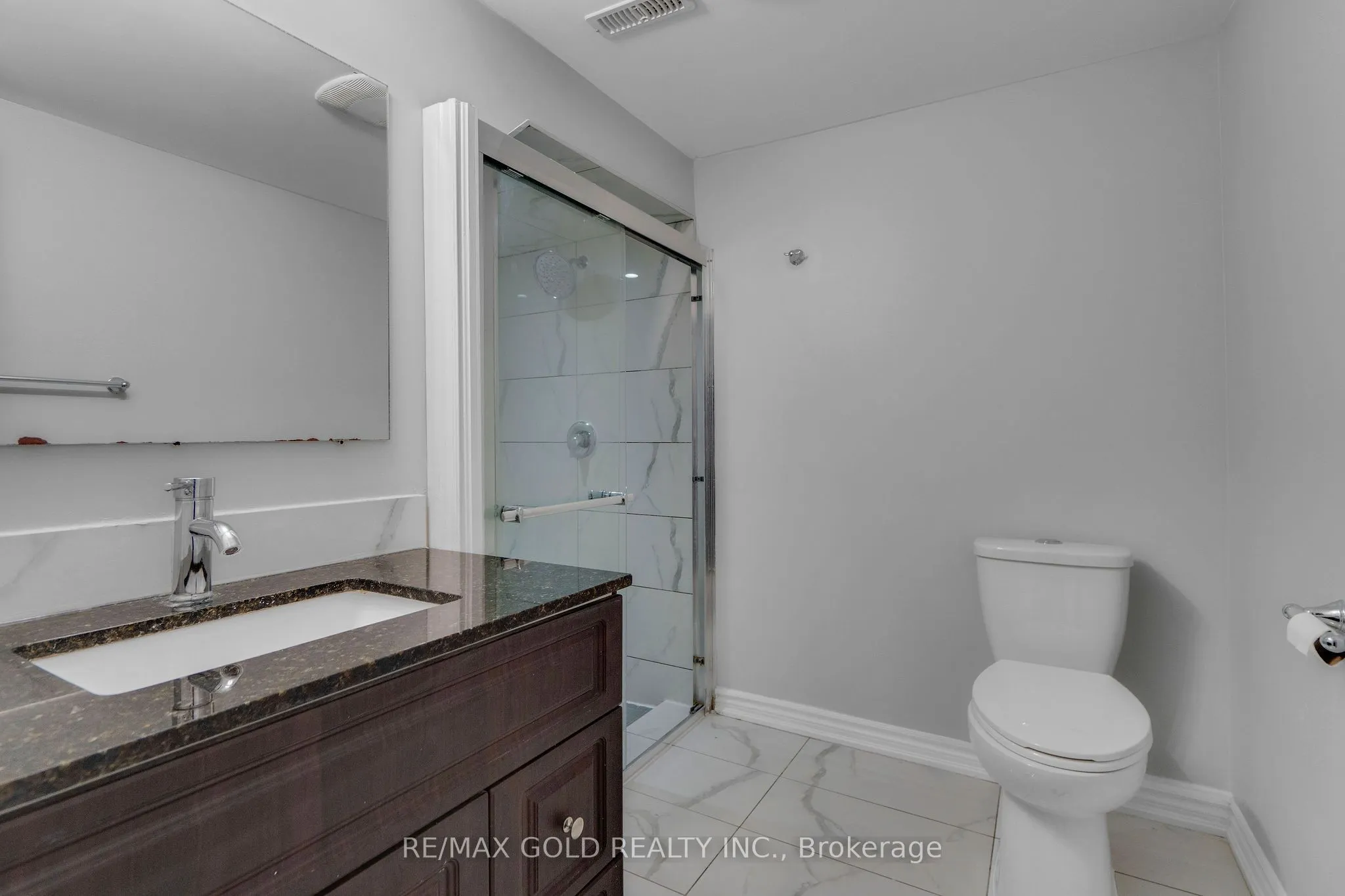 6 Midhurst Drive