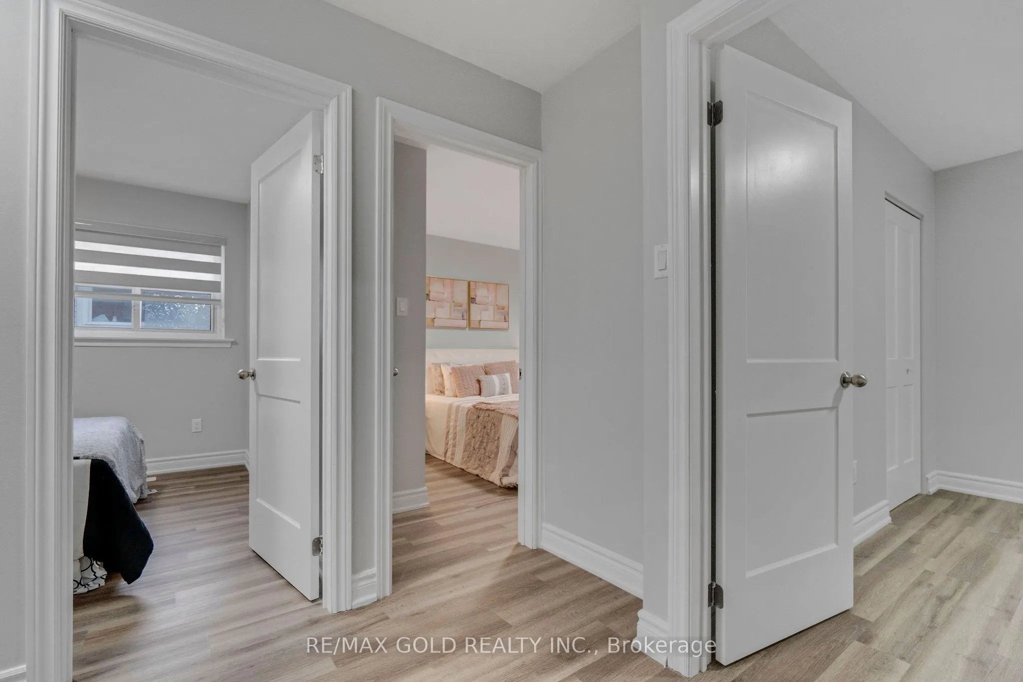 6 Midhurst Drive