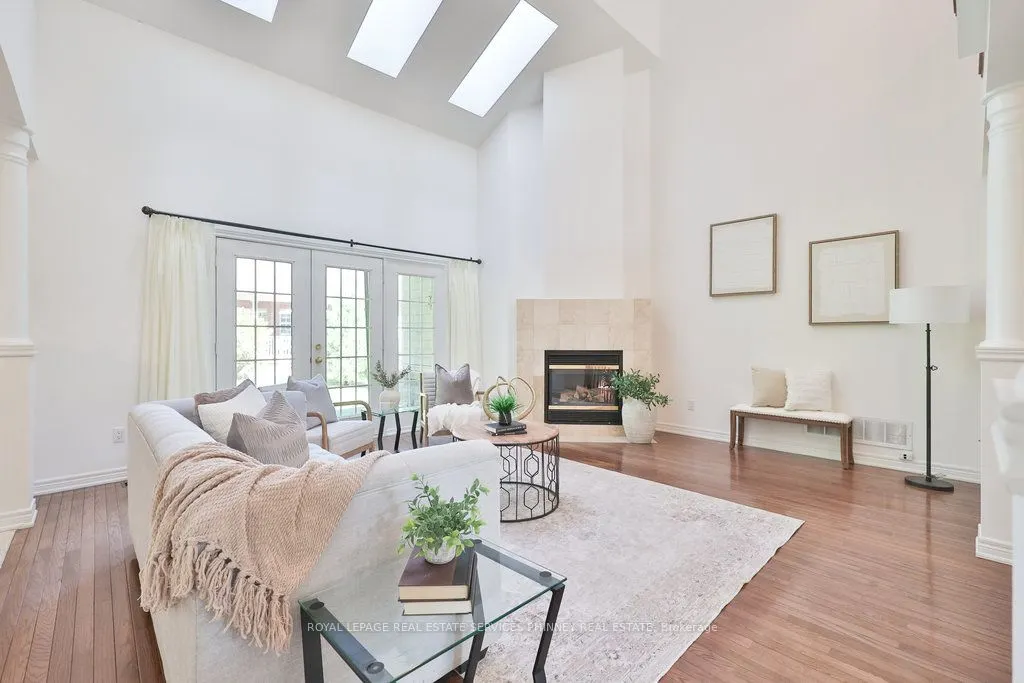 2165 Stavebank Road, #27