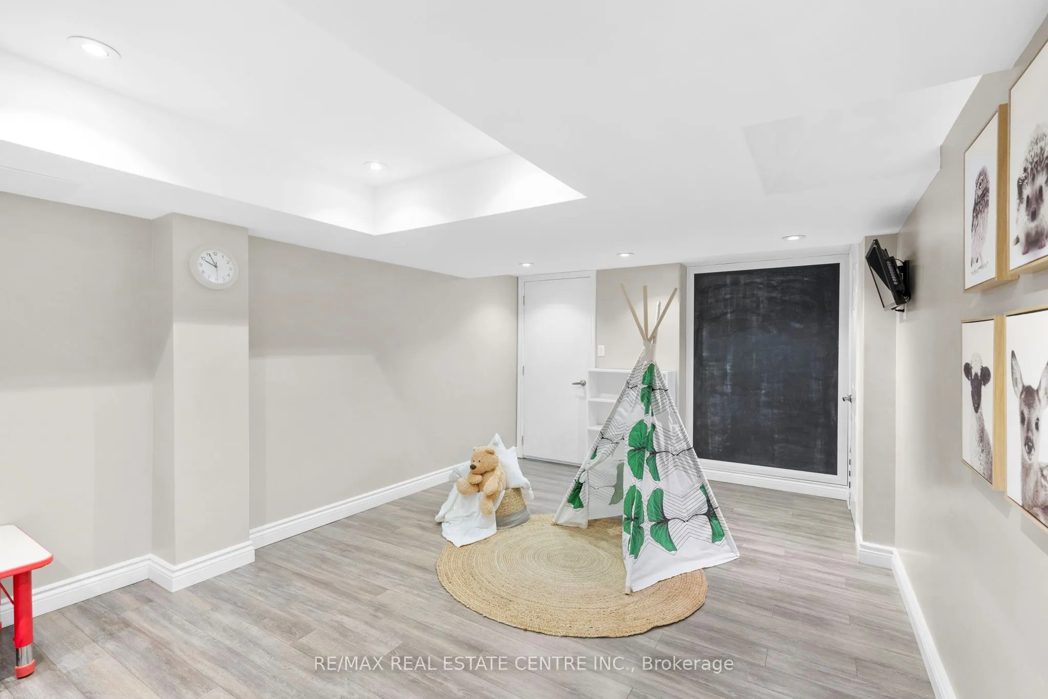 160 Mccready Drive