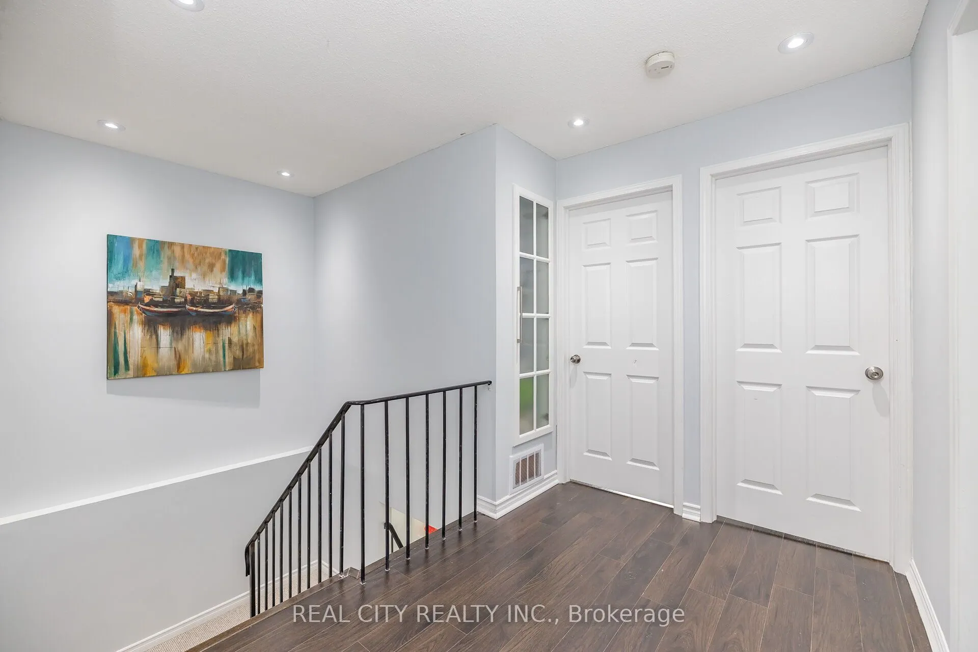 70 Majestic Crescent