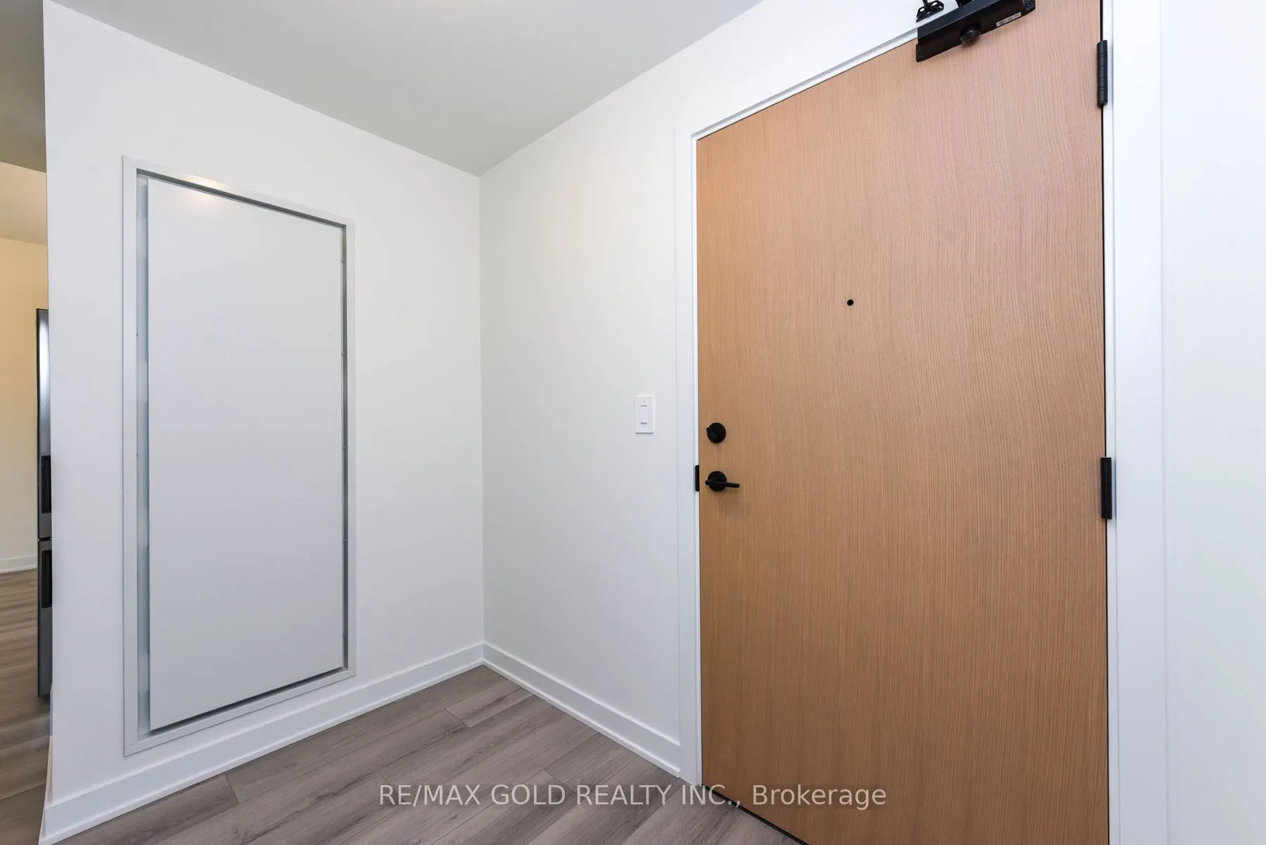 1440 Clarriage Court, #407