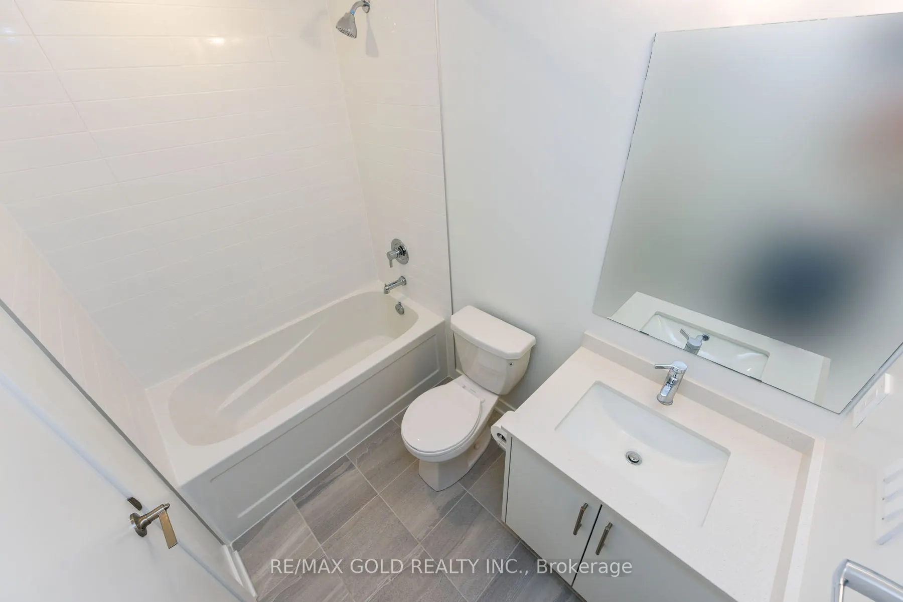 1440 Clarriage Court, #407
