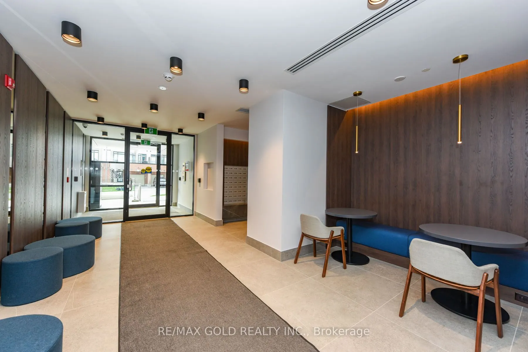 1440 Clarriage Court, #407