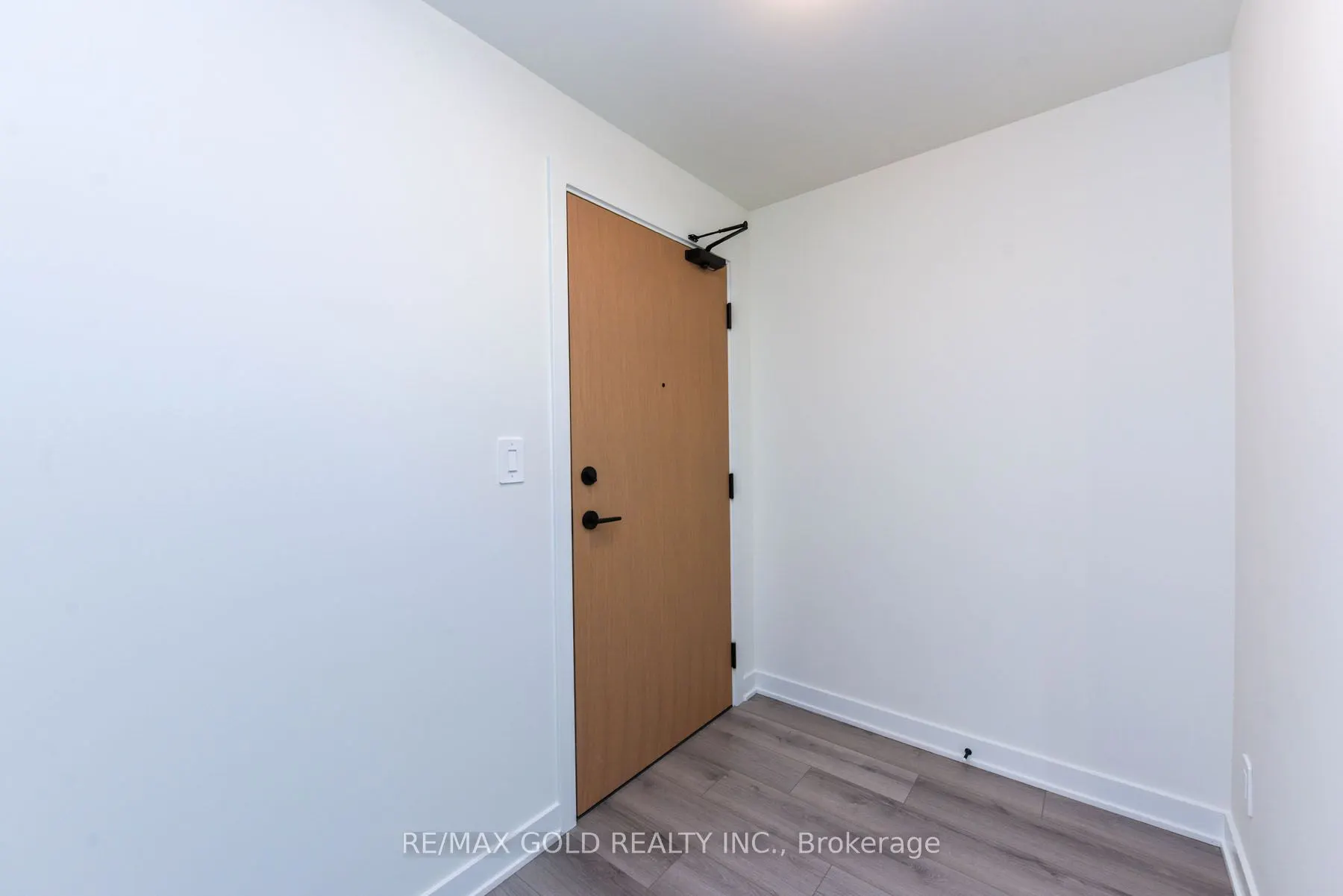 1440 Clarriage Court, #407