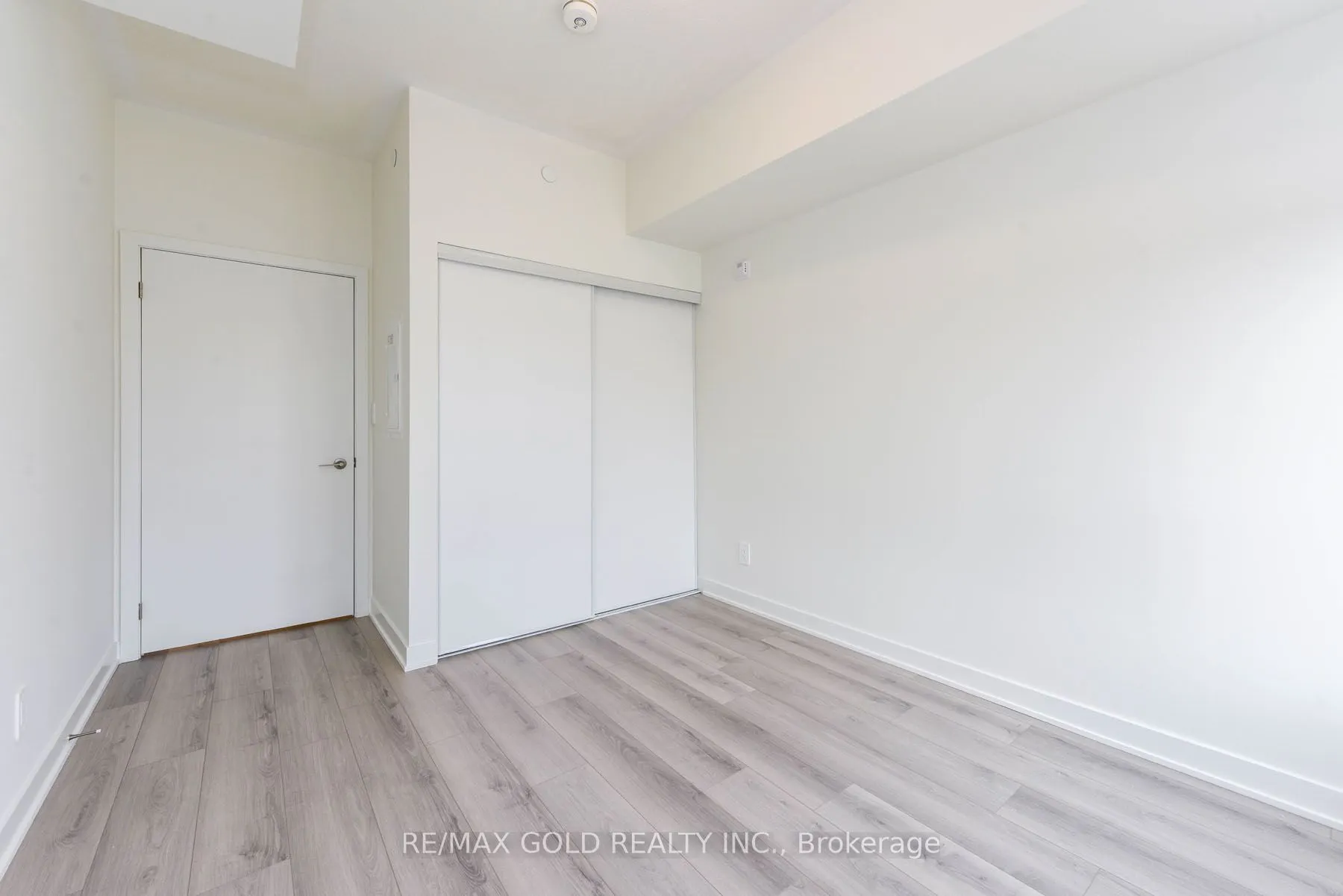 1440 Clarriage Court, #407