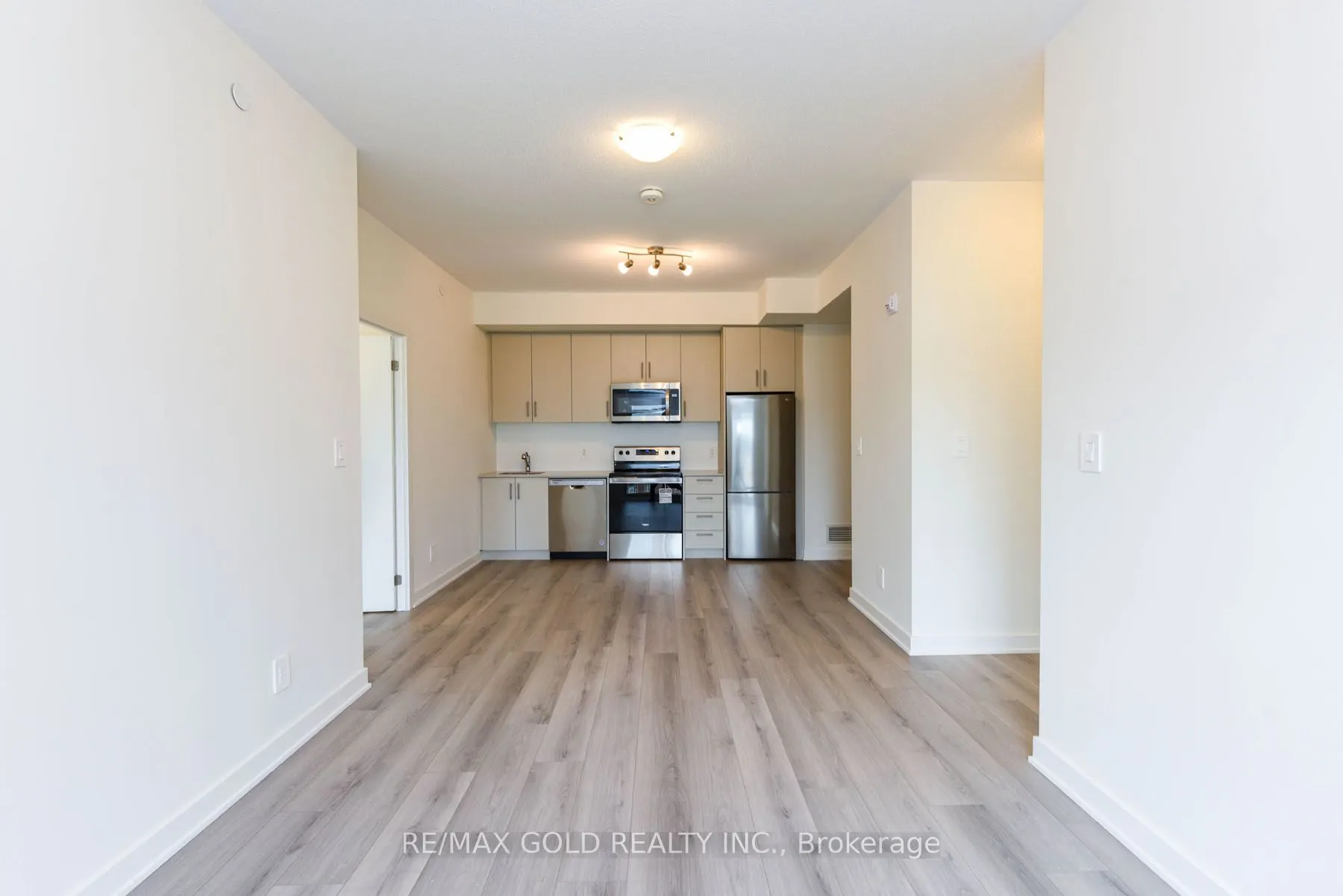 1440 Clarriage Court, #407