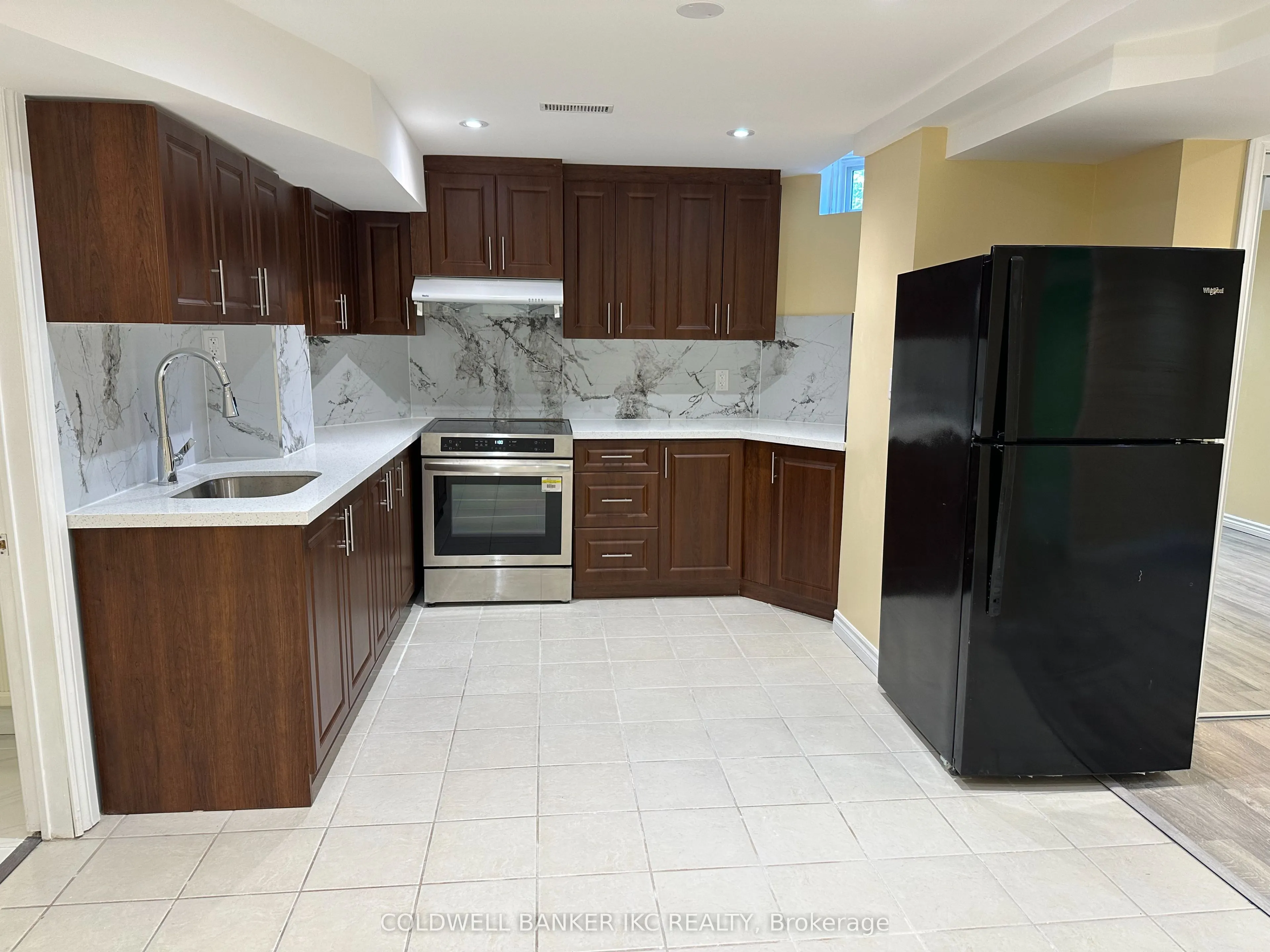 48 Cranmore Court