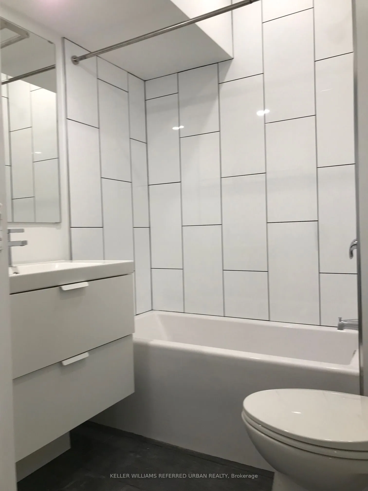 344 Bartlett Avenue N, #1