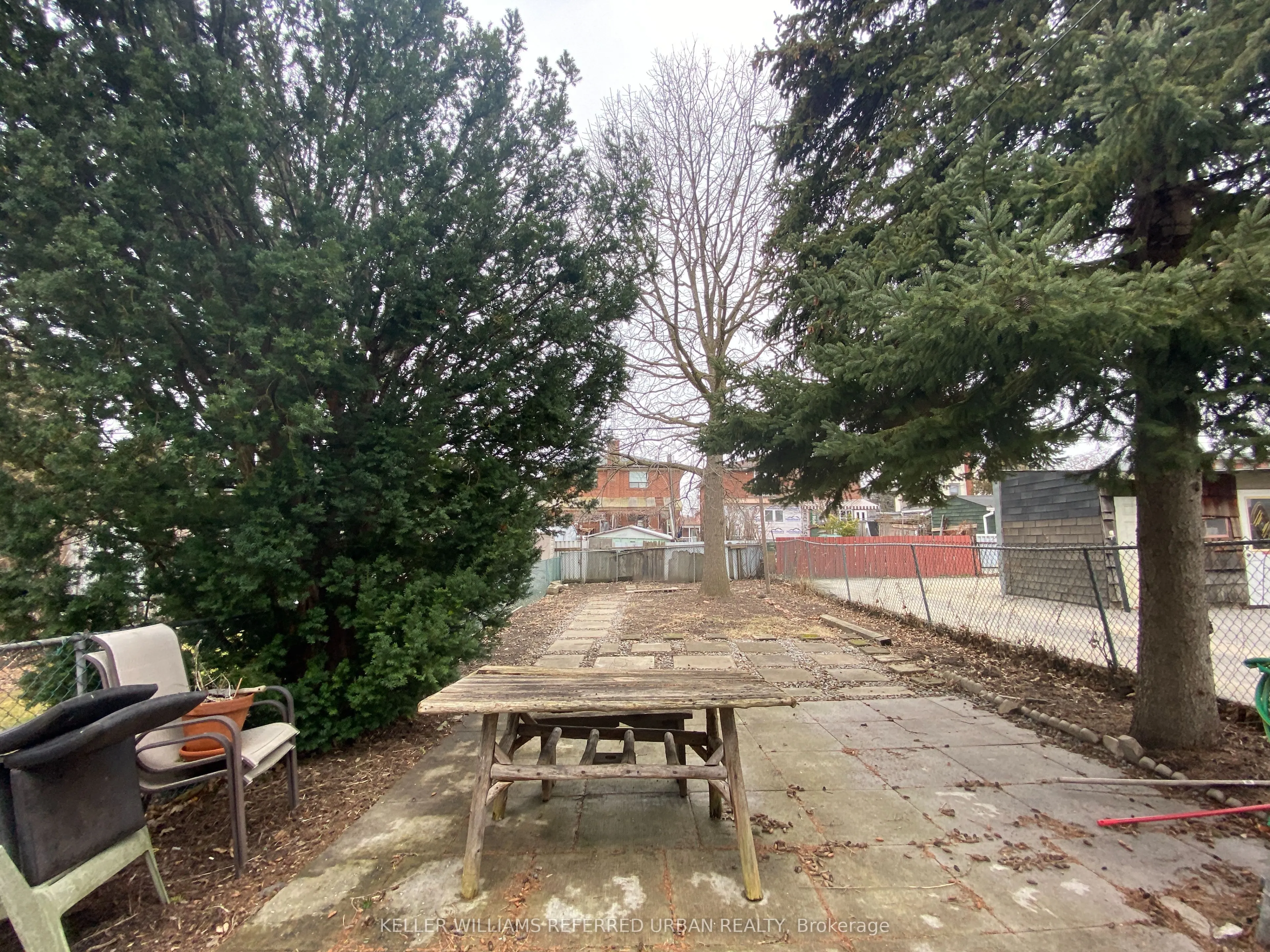 344 Bartlett Avenue N, #1