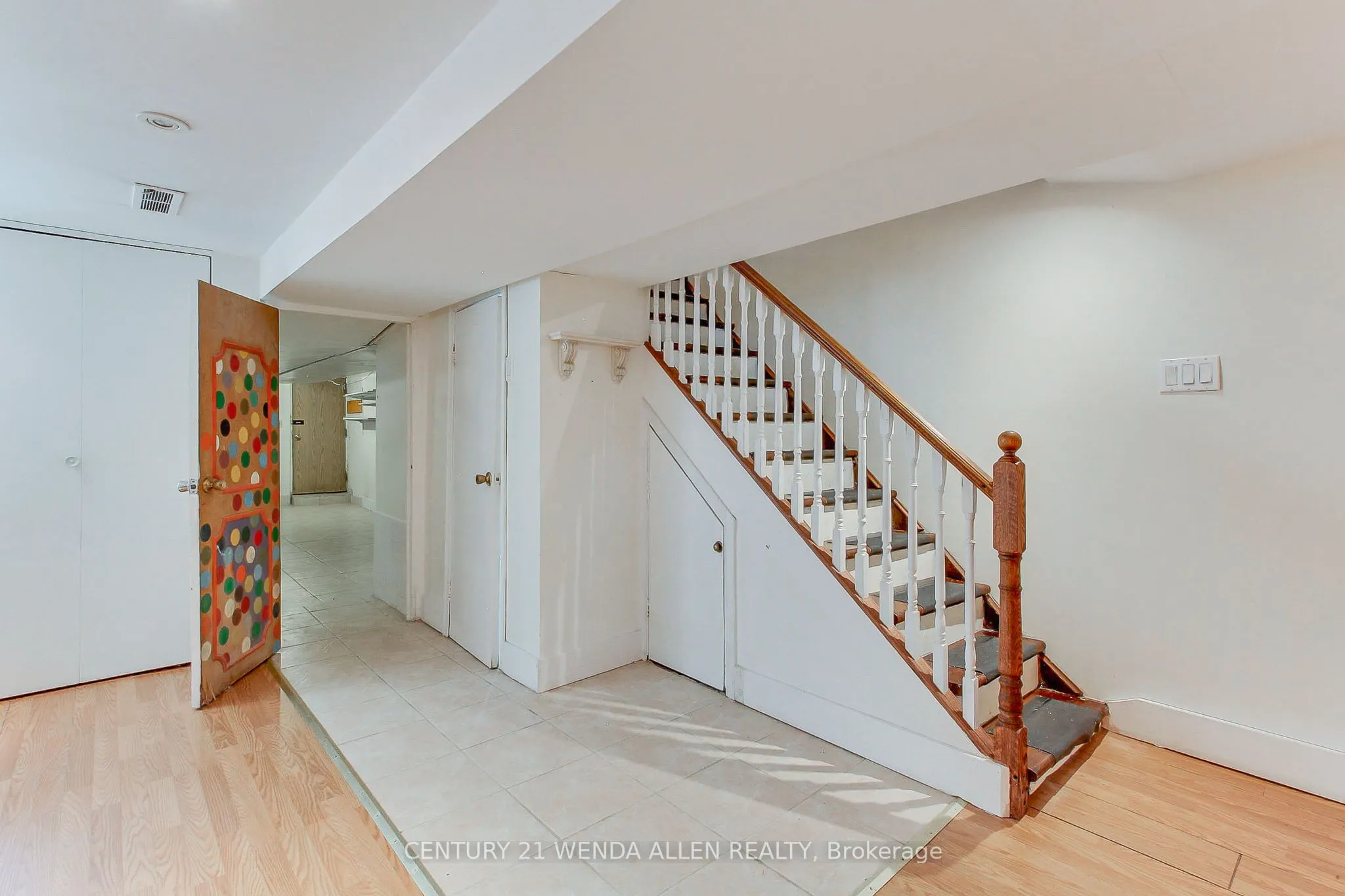 729 Dupont Street