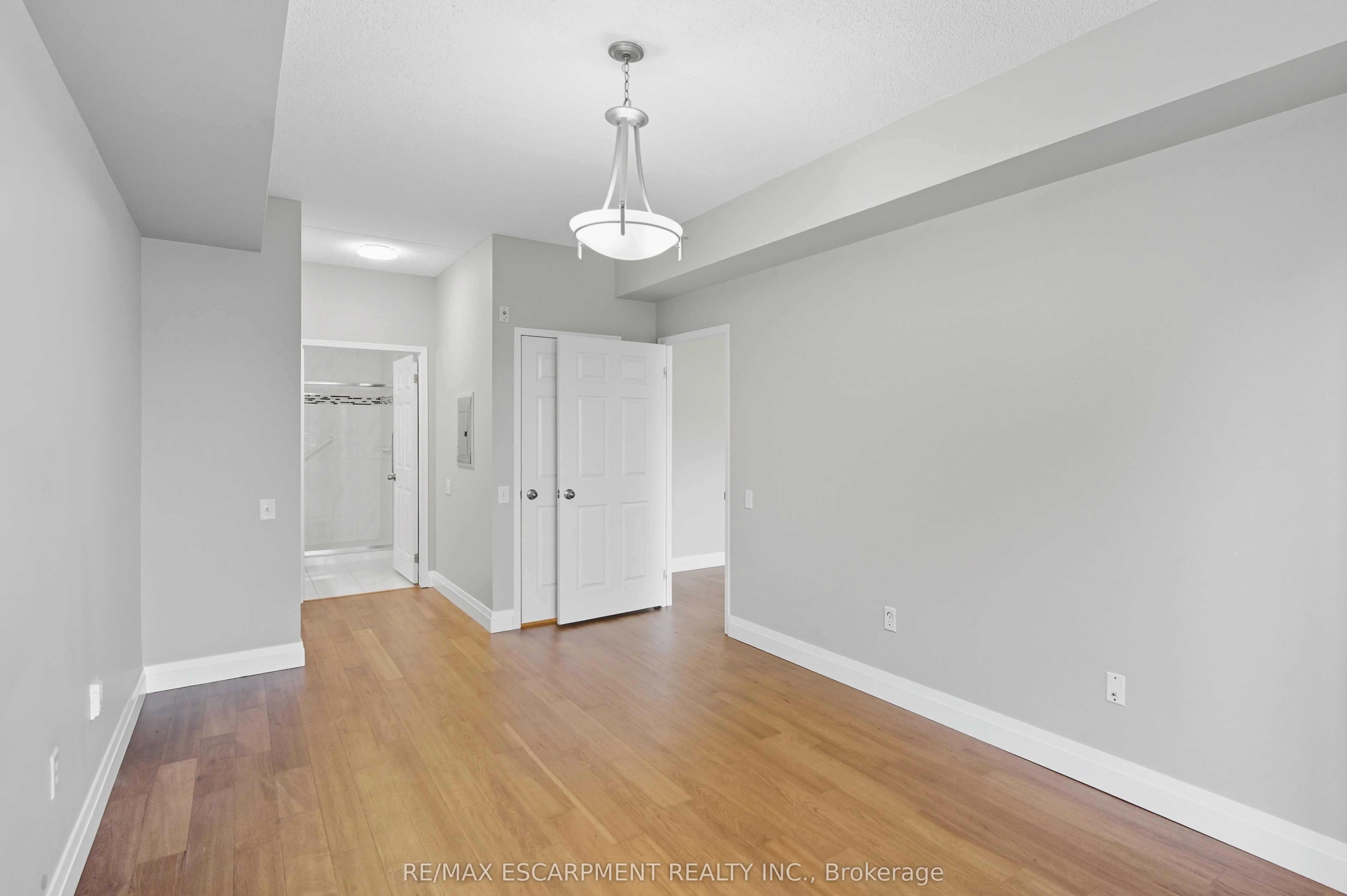2075 Amherst Heights Drive, #211