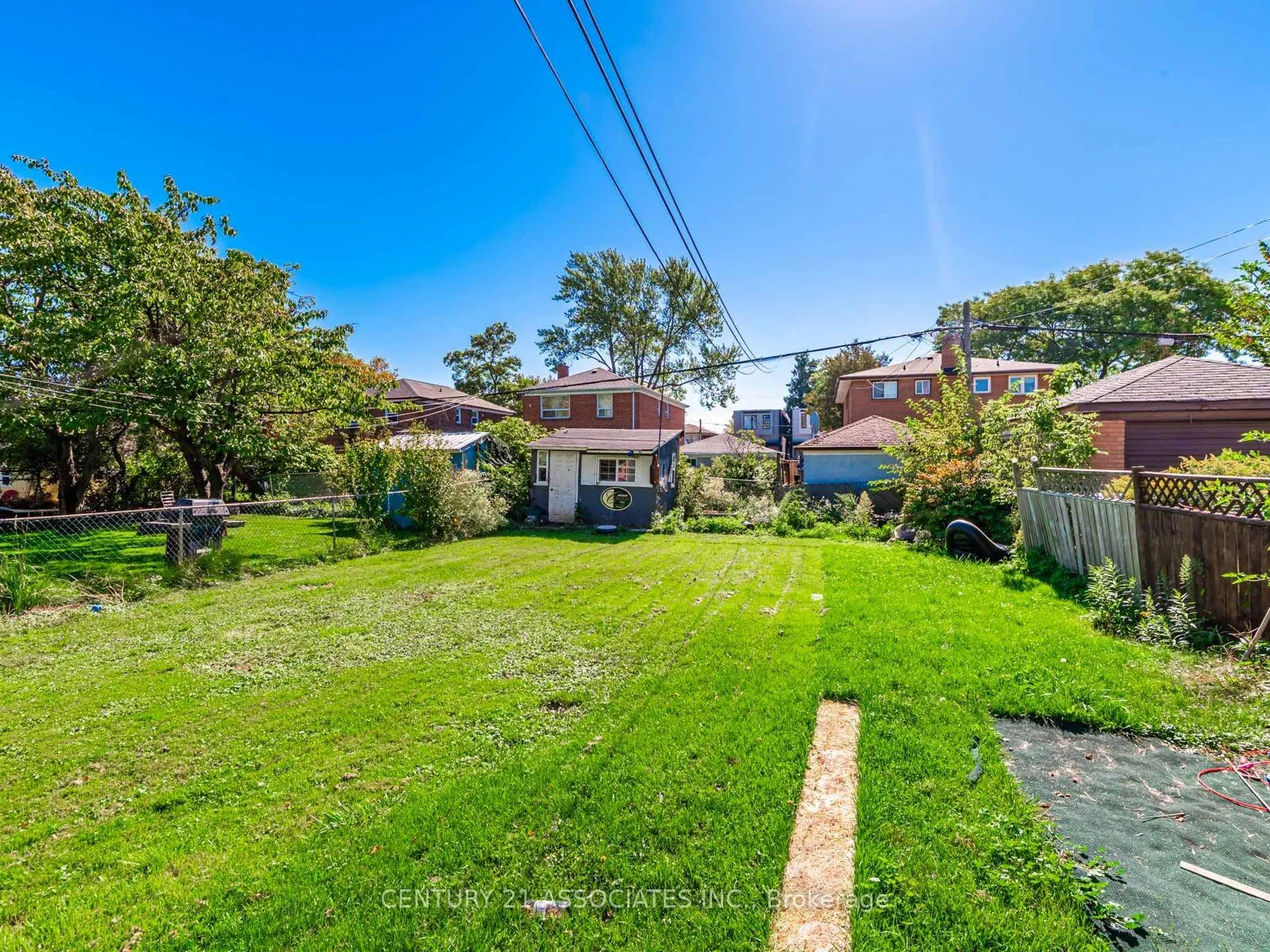 15 Burlingame Road