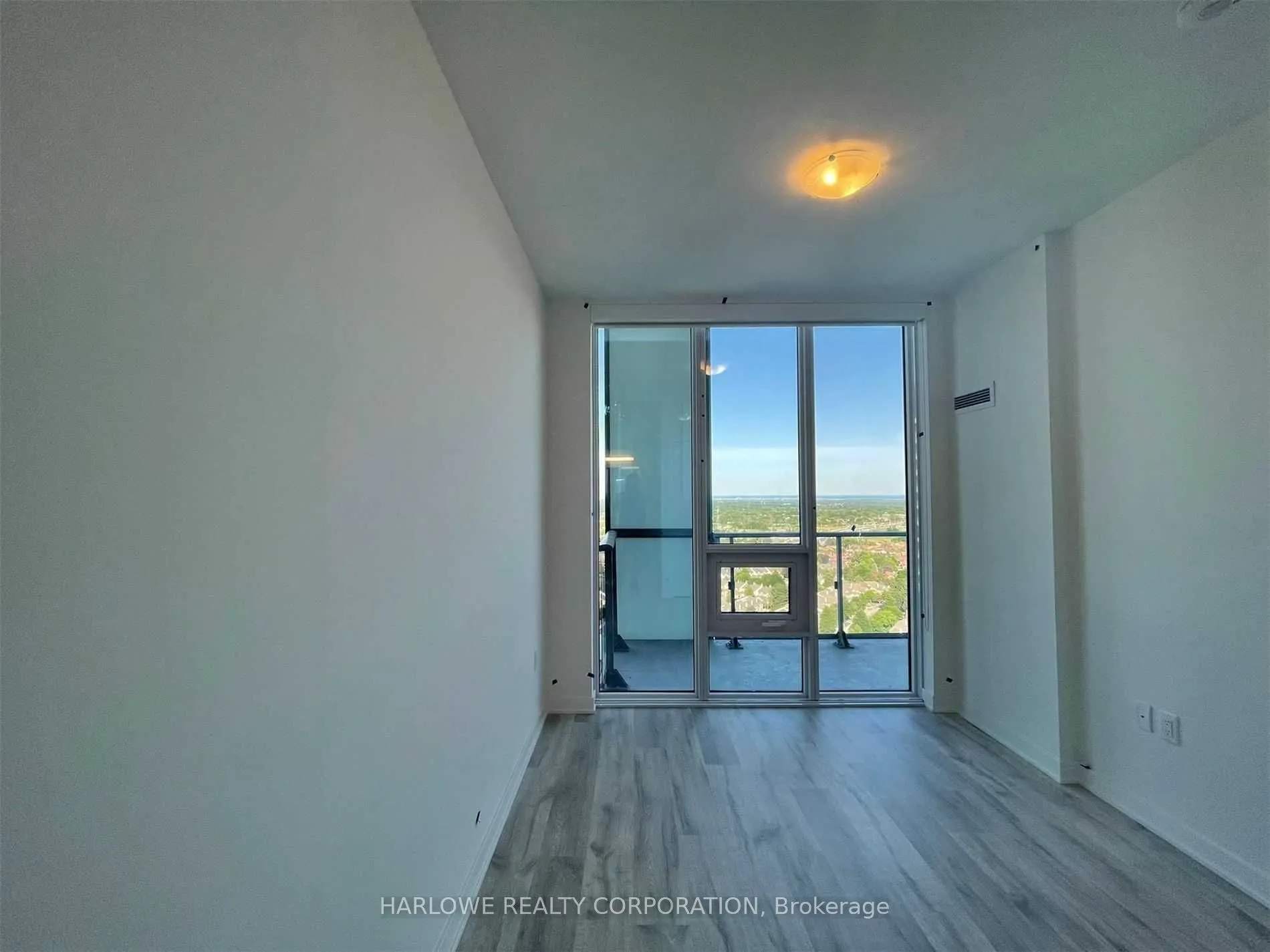 4675 Metcalfe Avenue, #PH2206