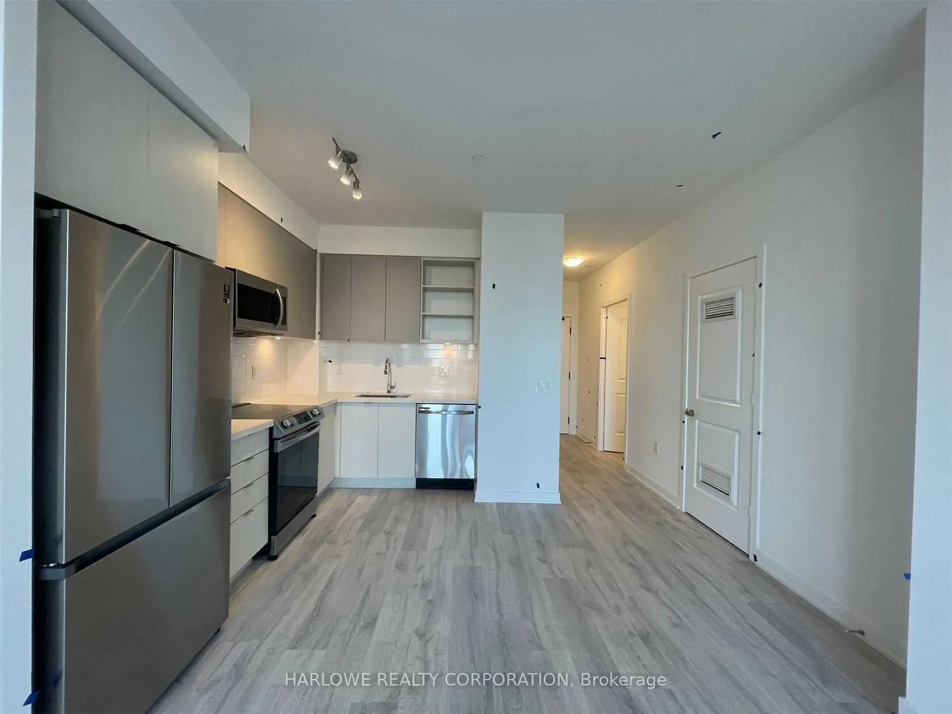 4675 Metcalfe Avenue, #PH2206