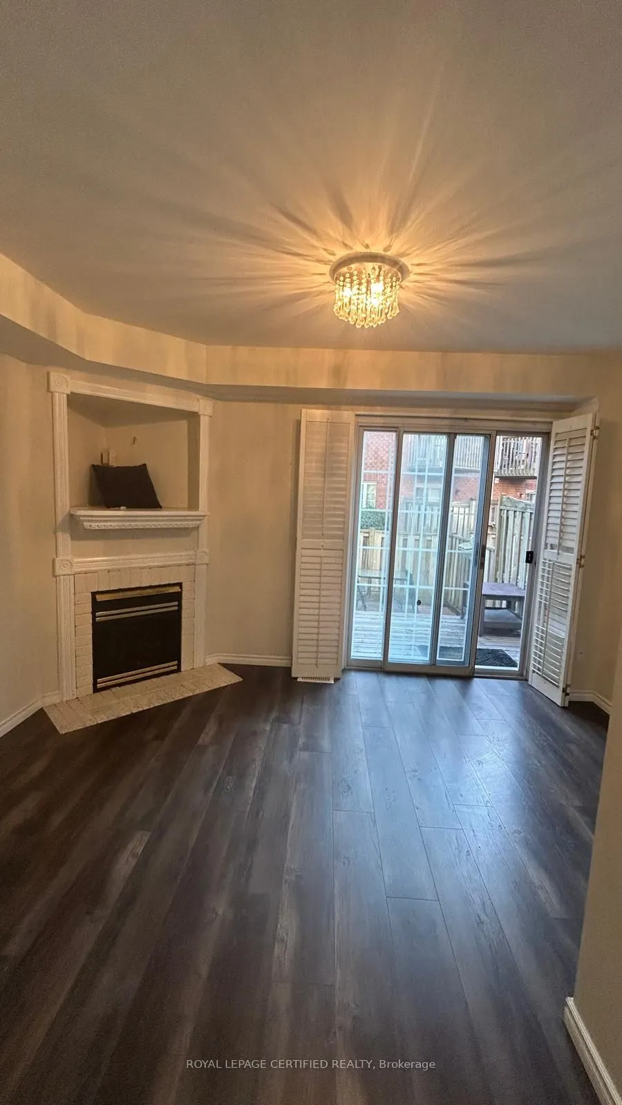 6950 Tenth Line W, #92