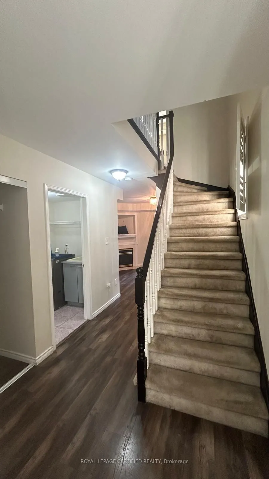 6950 Tenth Line W, #92