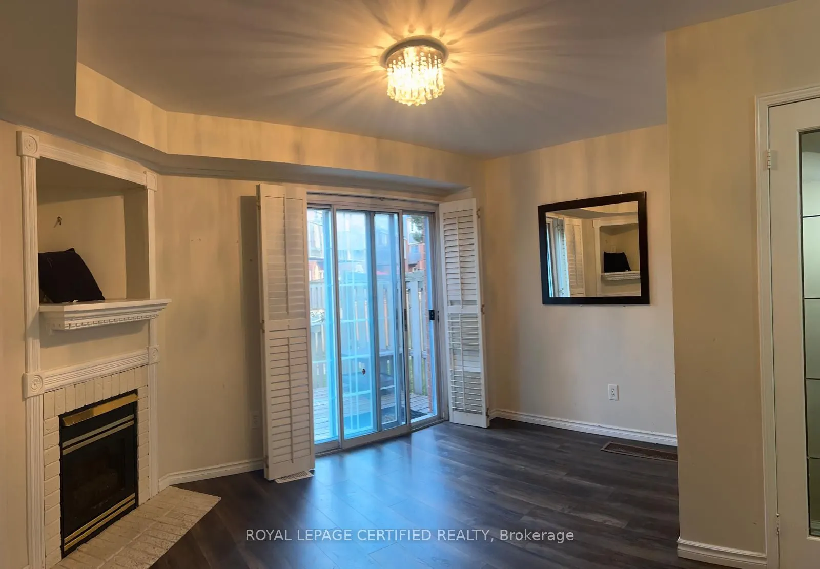 6950 Tenth Line W, #92
