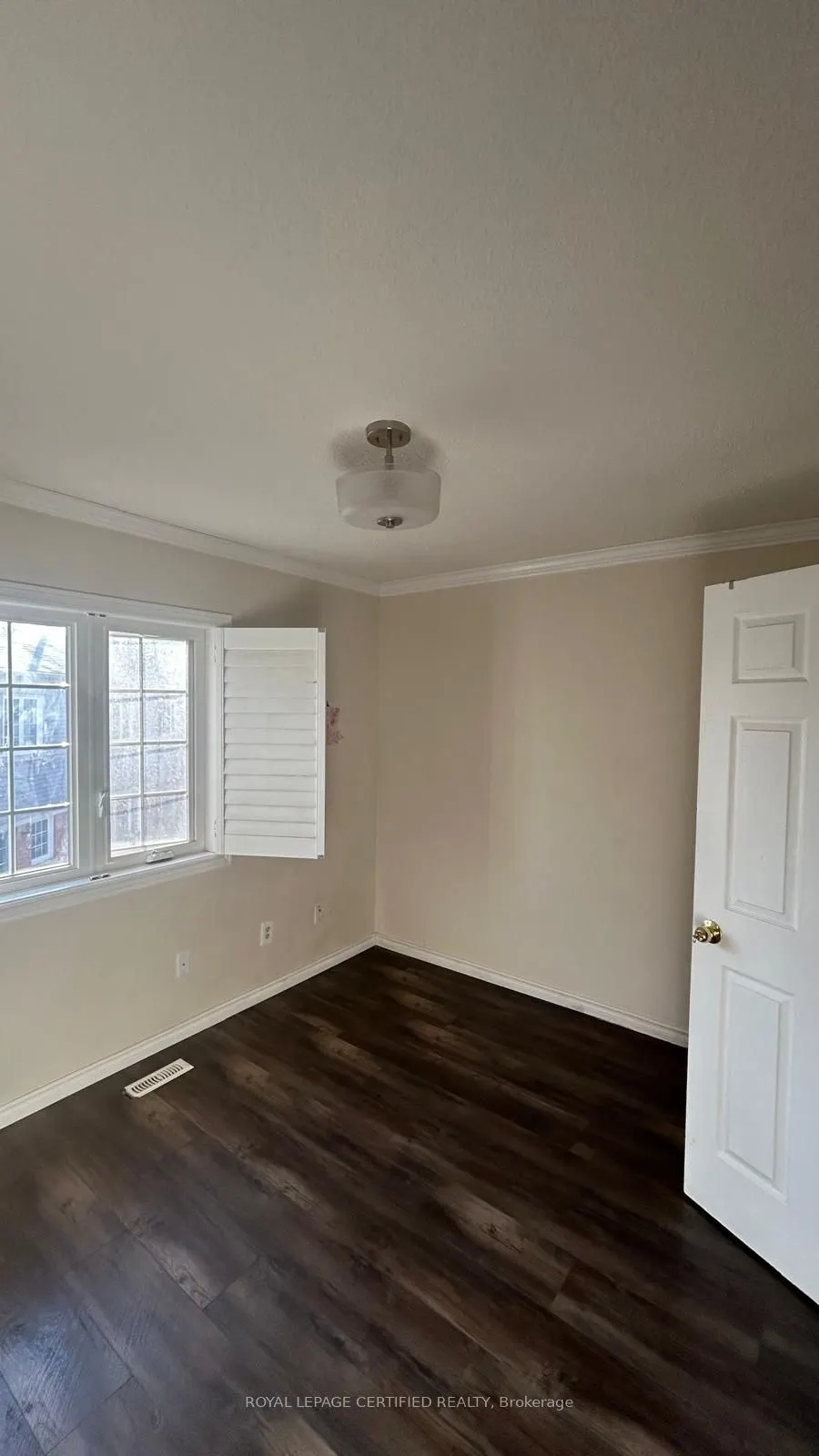 6950 Tenth Line W, #92