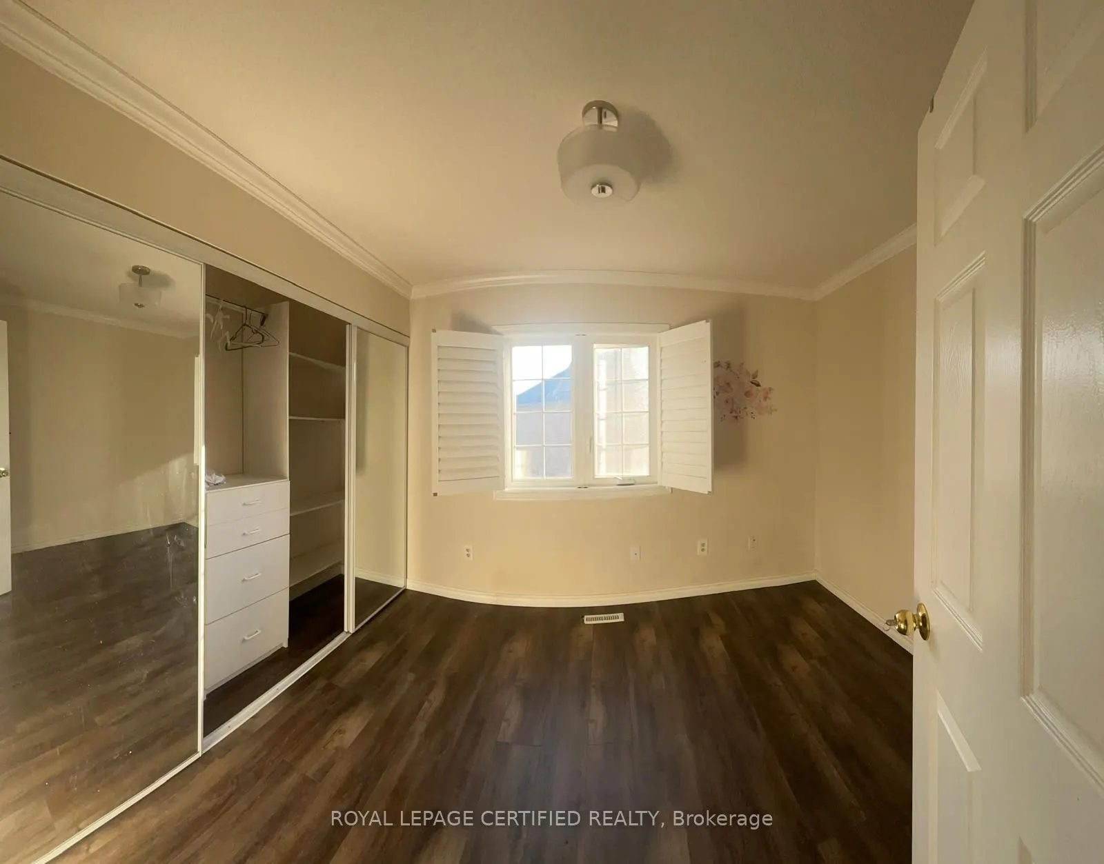 6950 Tenth Line W, #92