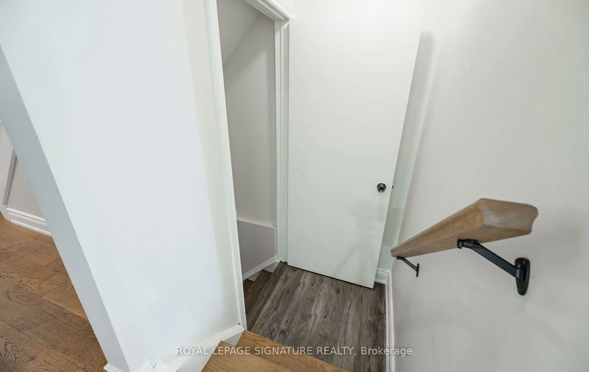 2700 Battleford Road, #24