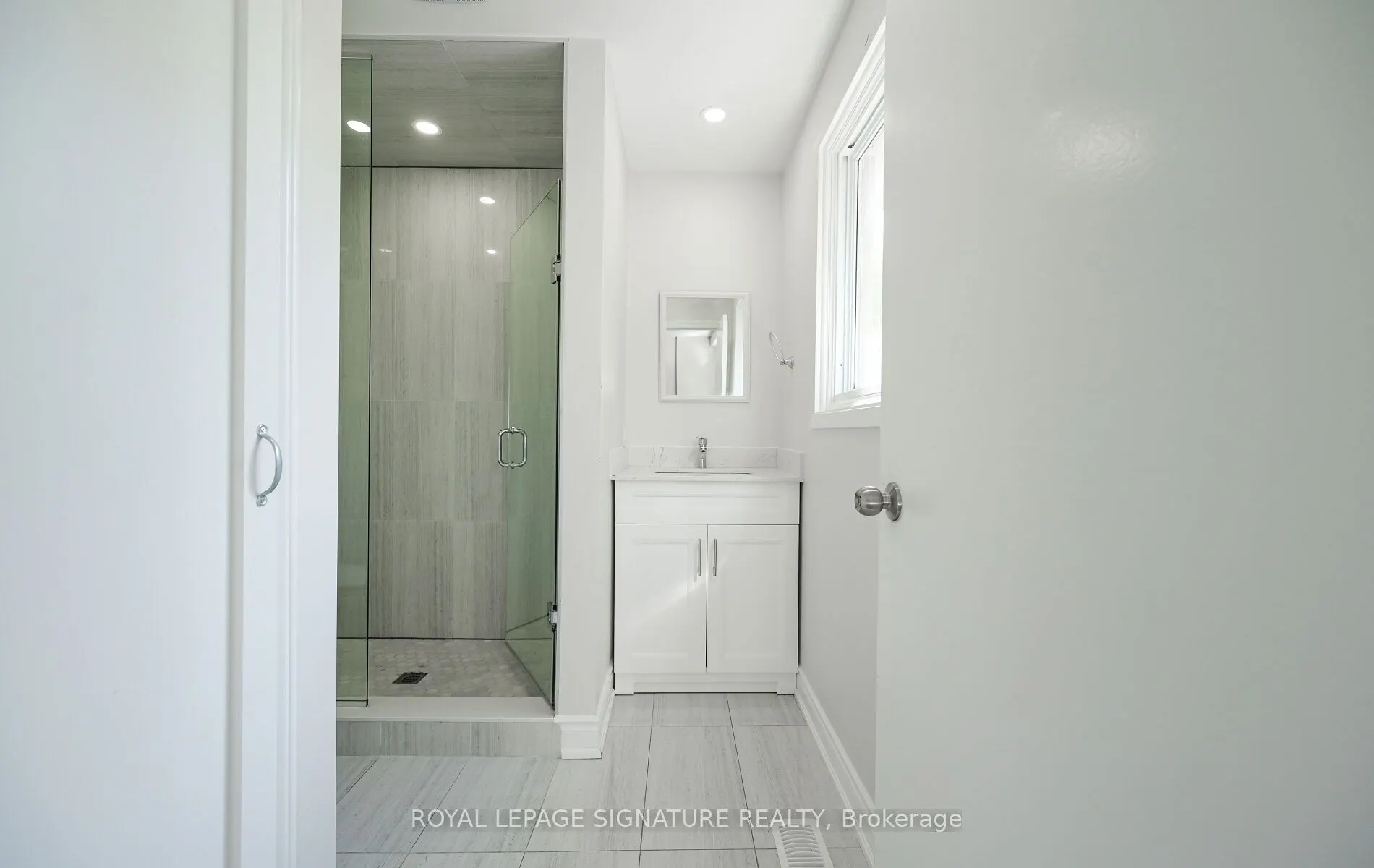 2700 Battleford Road, #24