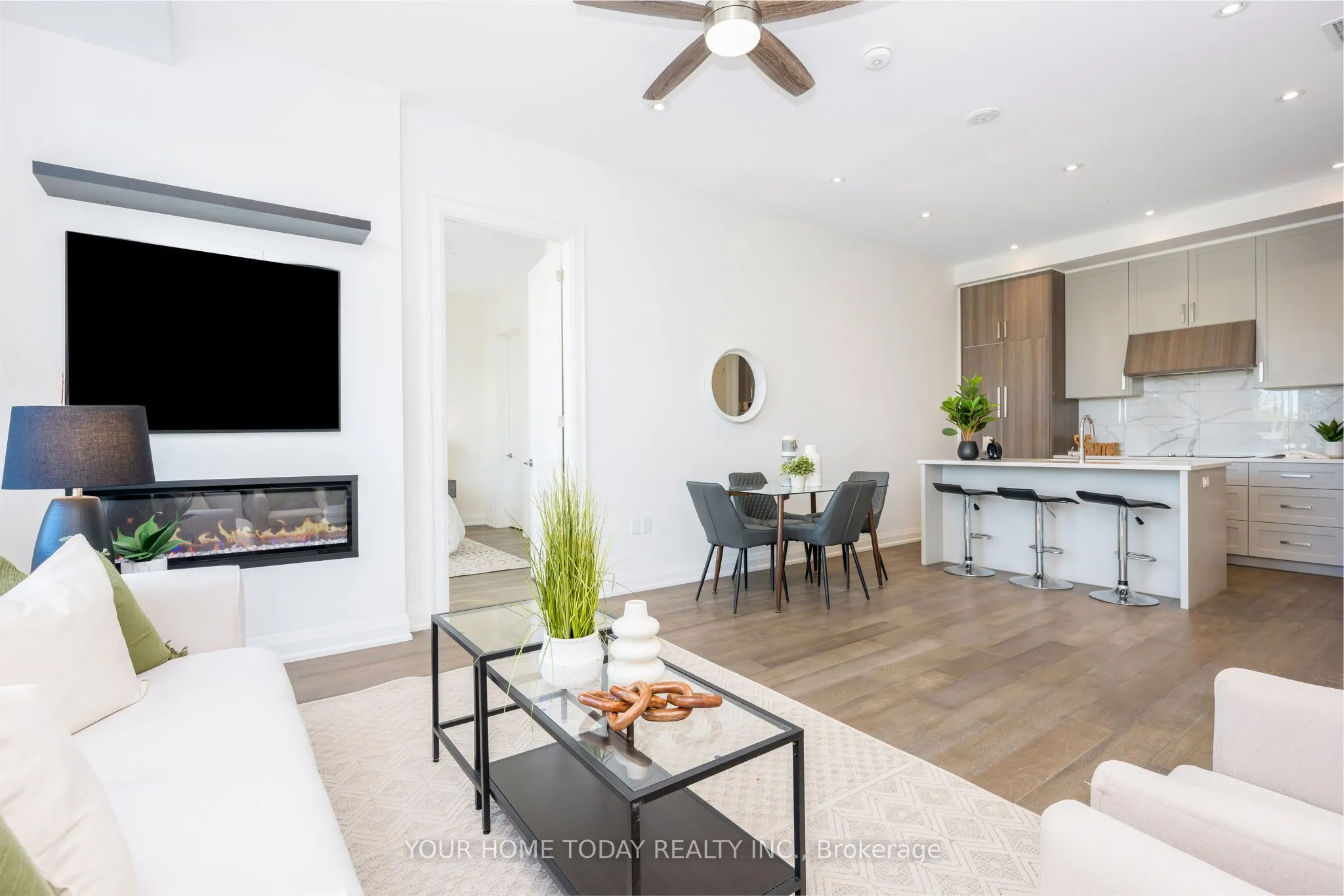 42 Mill Street, #610
