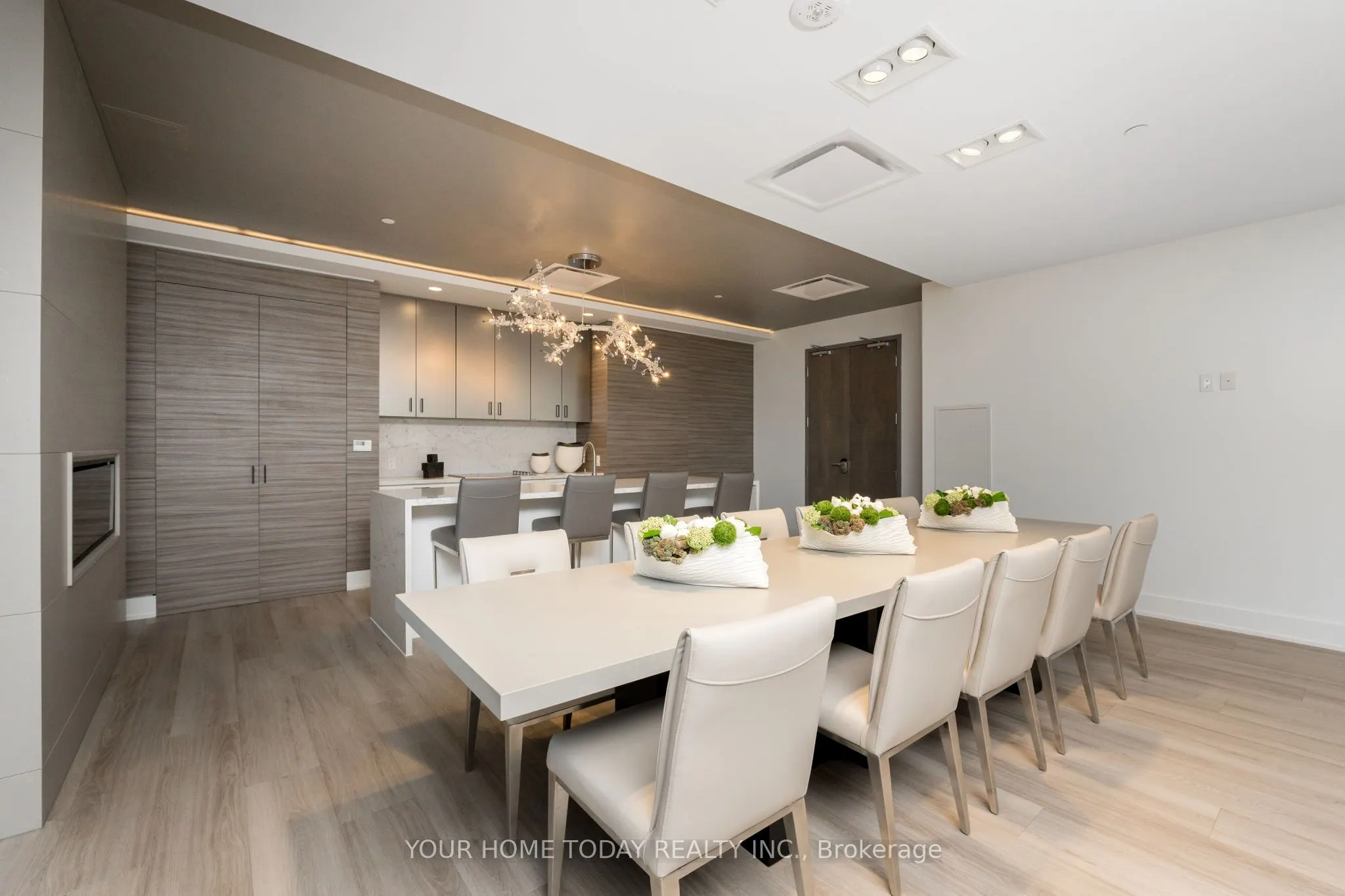 42 Mill Street, #610