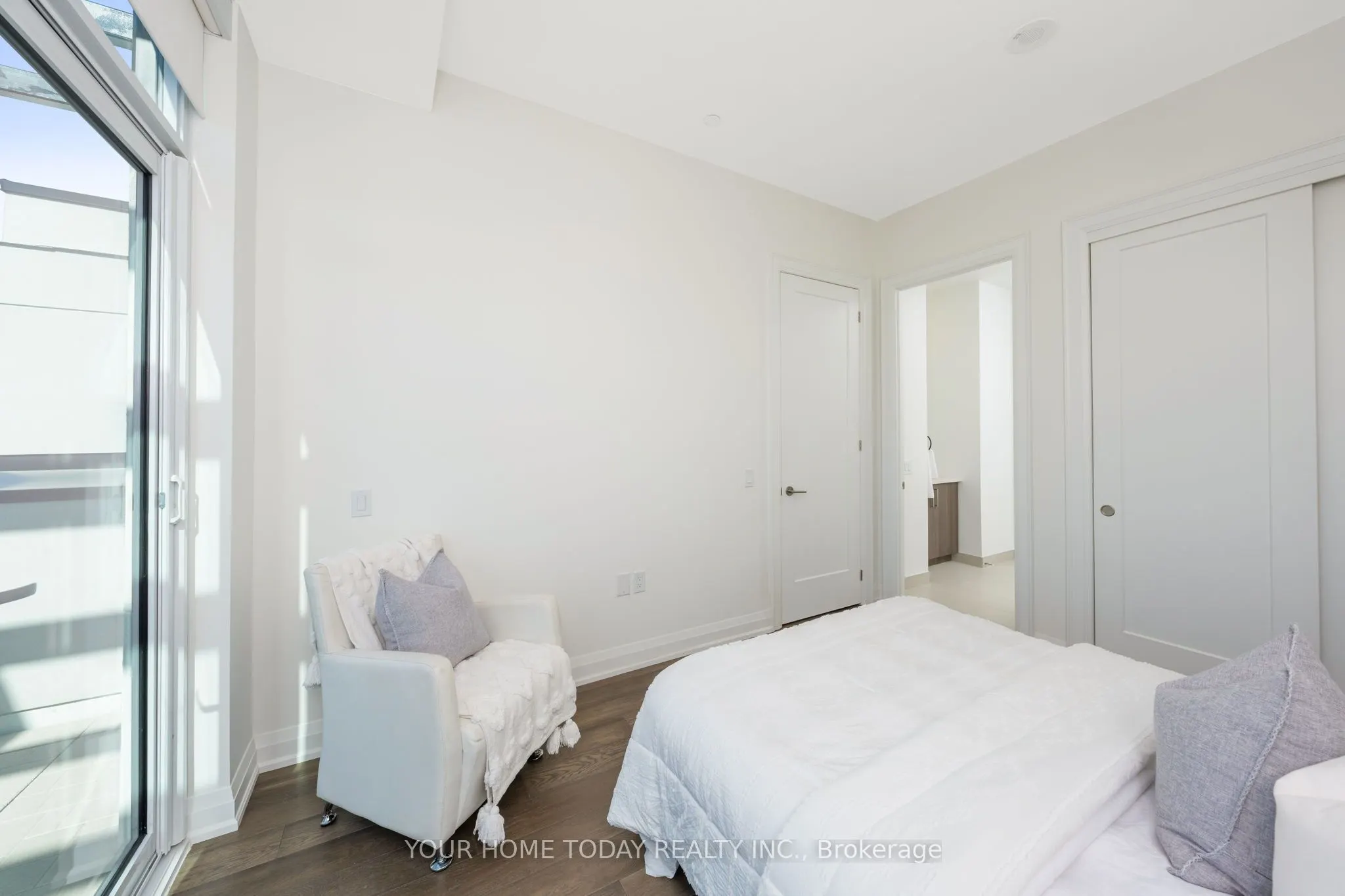 42 Mill Street, #610