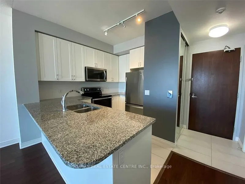 339 Rathburn Road W, #1902