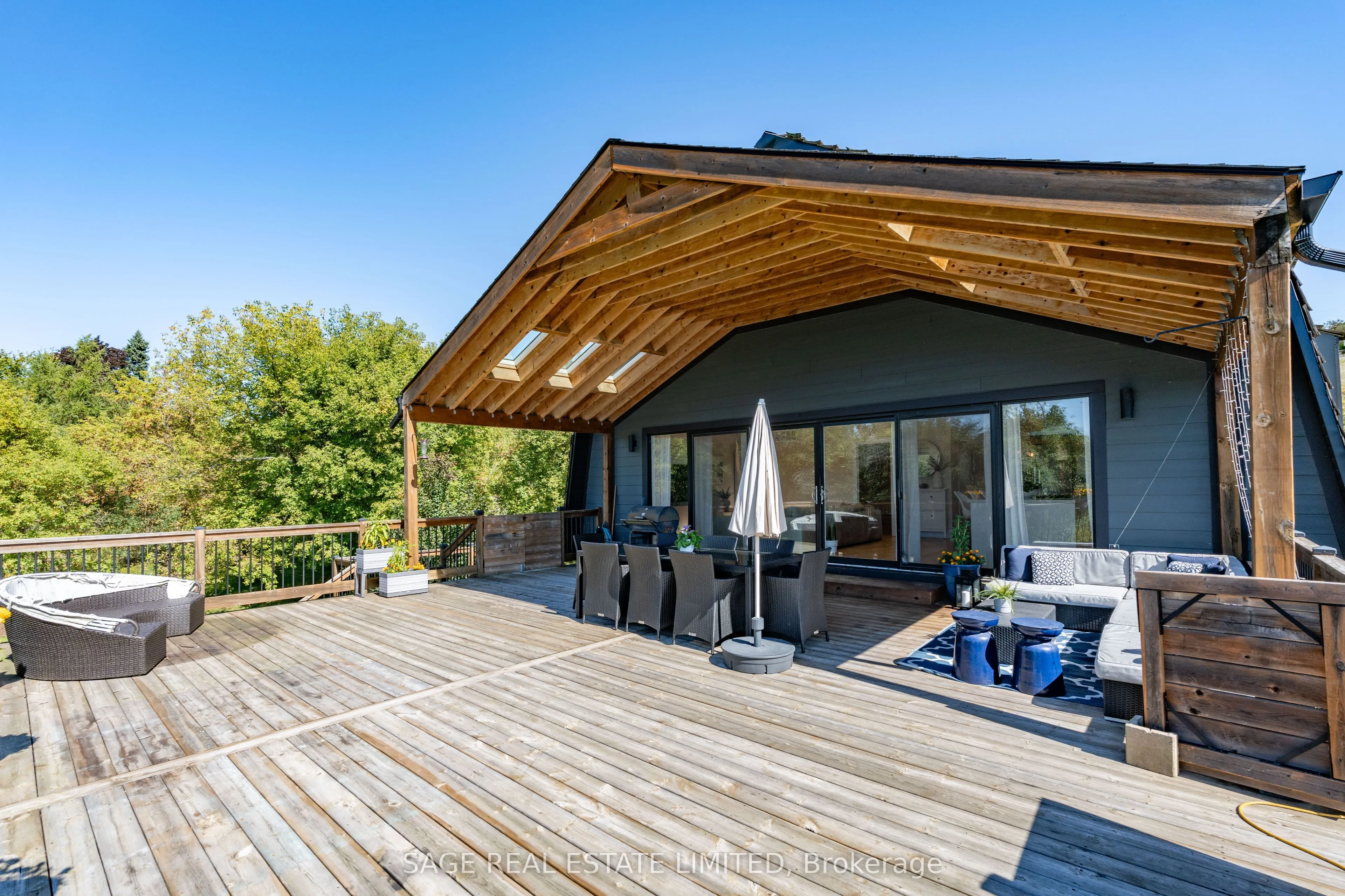 15724 Hurontario Street, #Farm House Suite