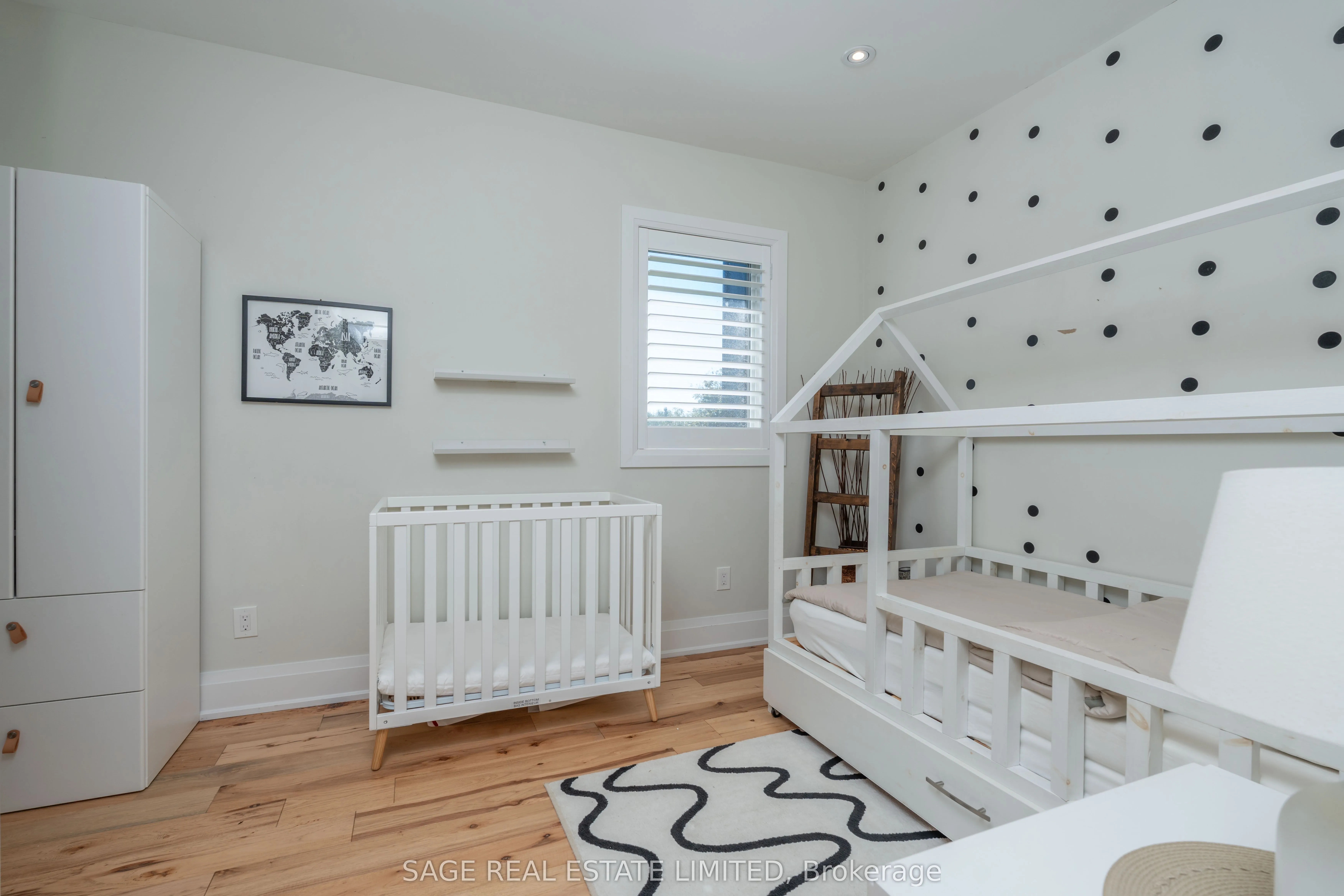 15724 Hurontario Street, #Farm House Suite