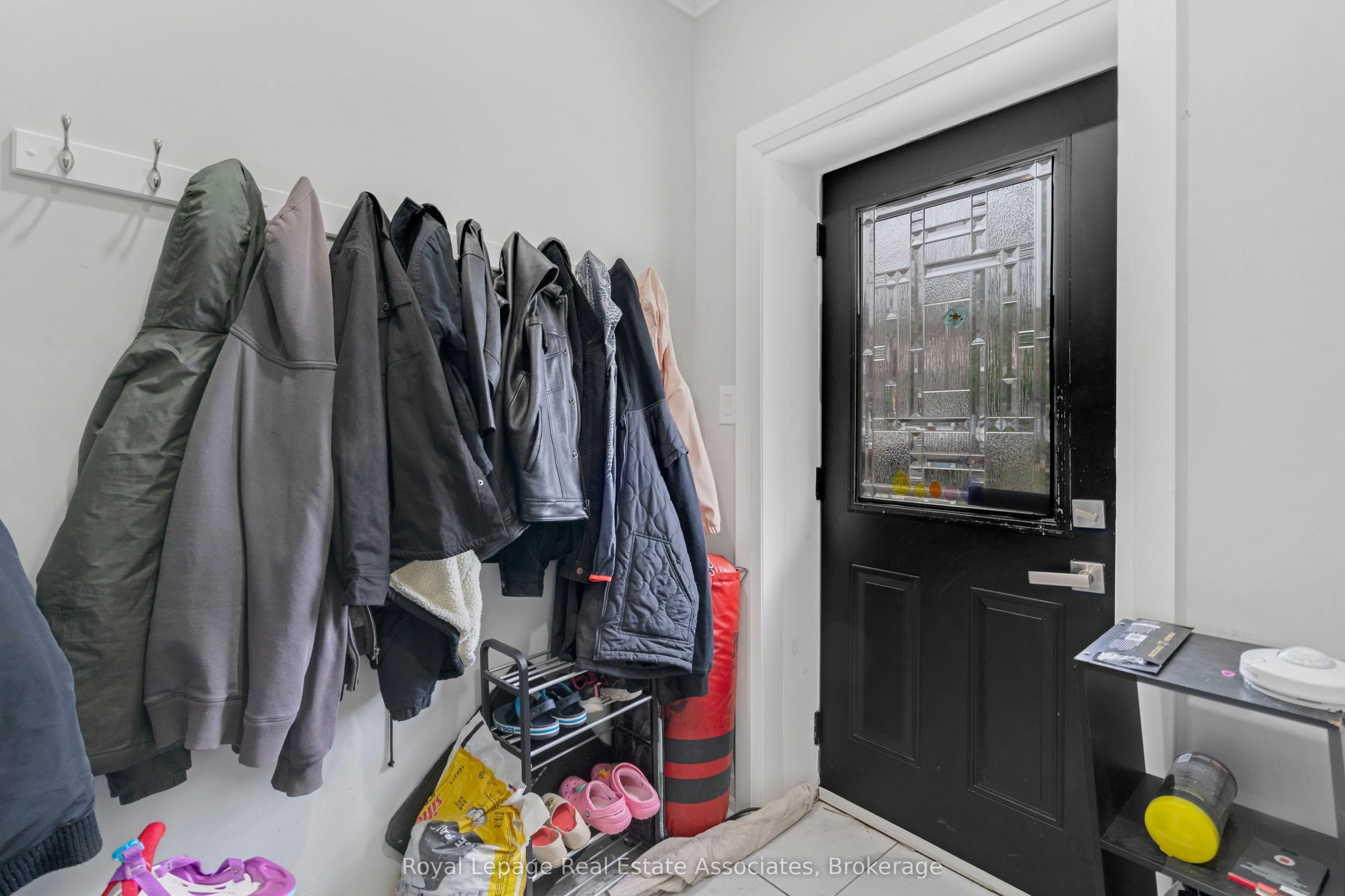 66 Broadway Avenue, #UPPER