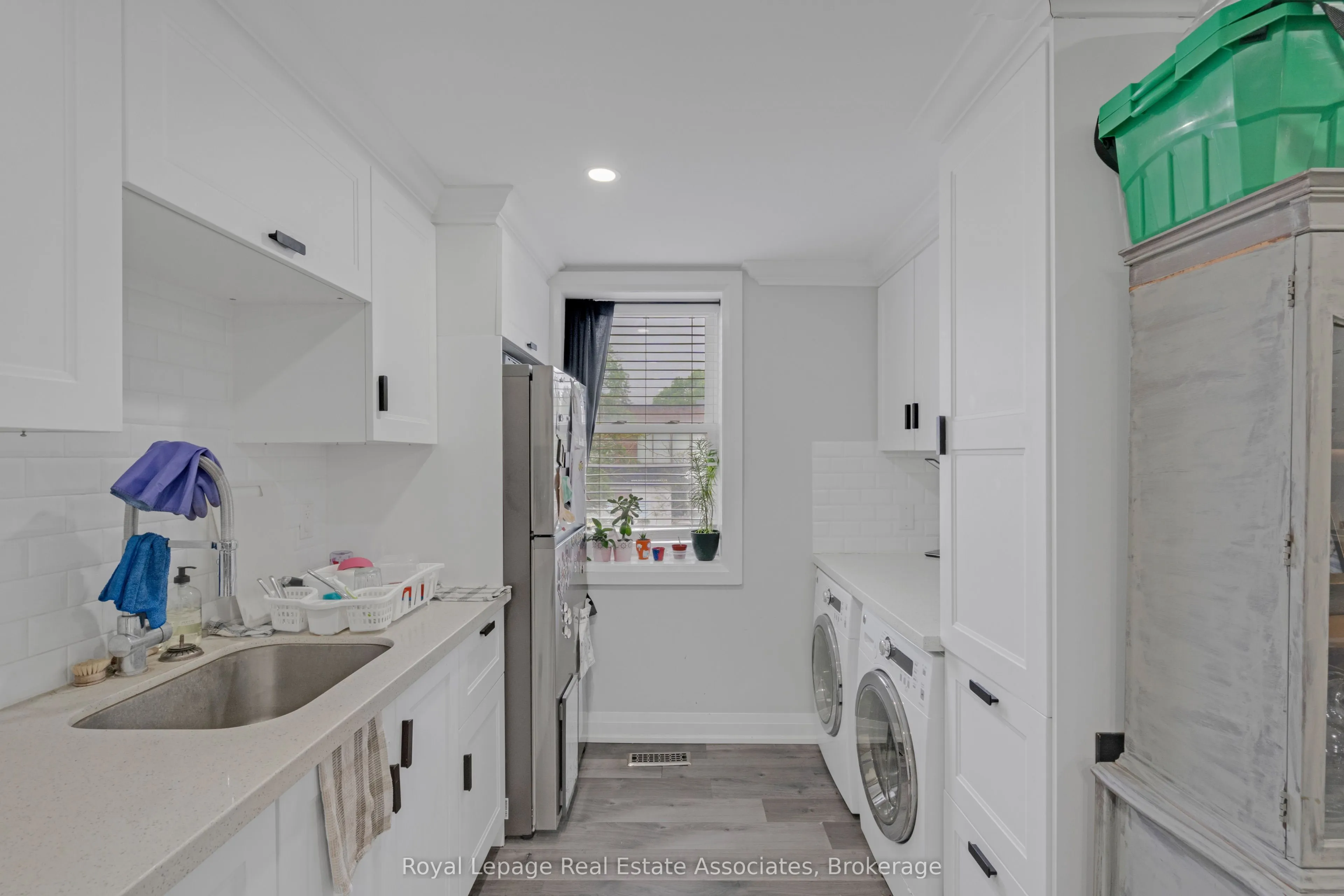 66 Broadway Avenue, #UPPER