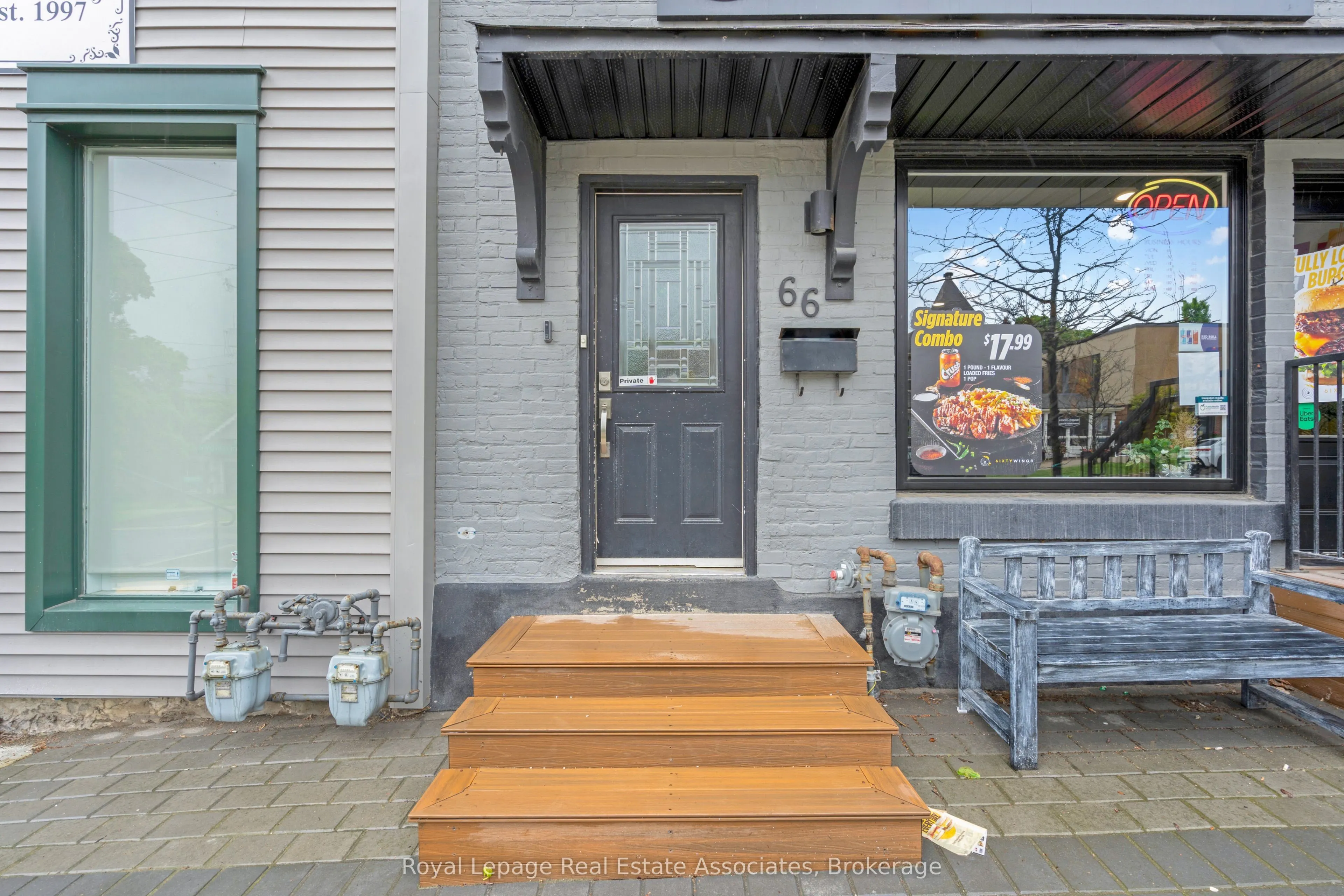 66 Broadway Avenue, #UPPER